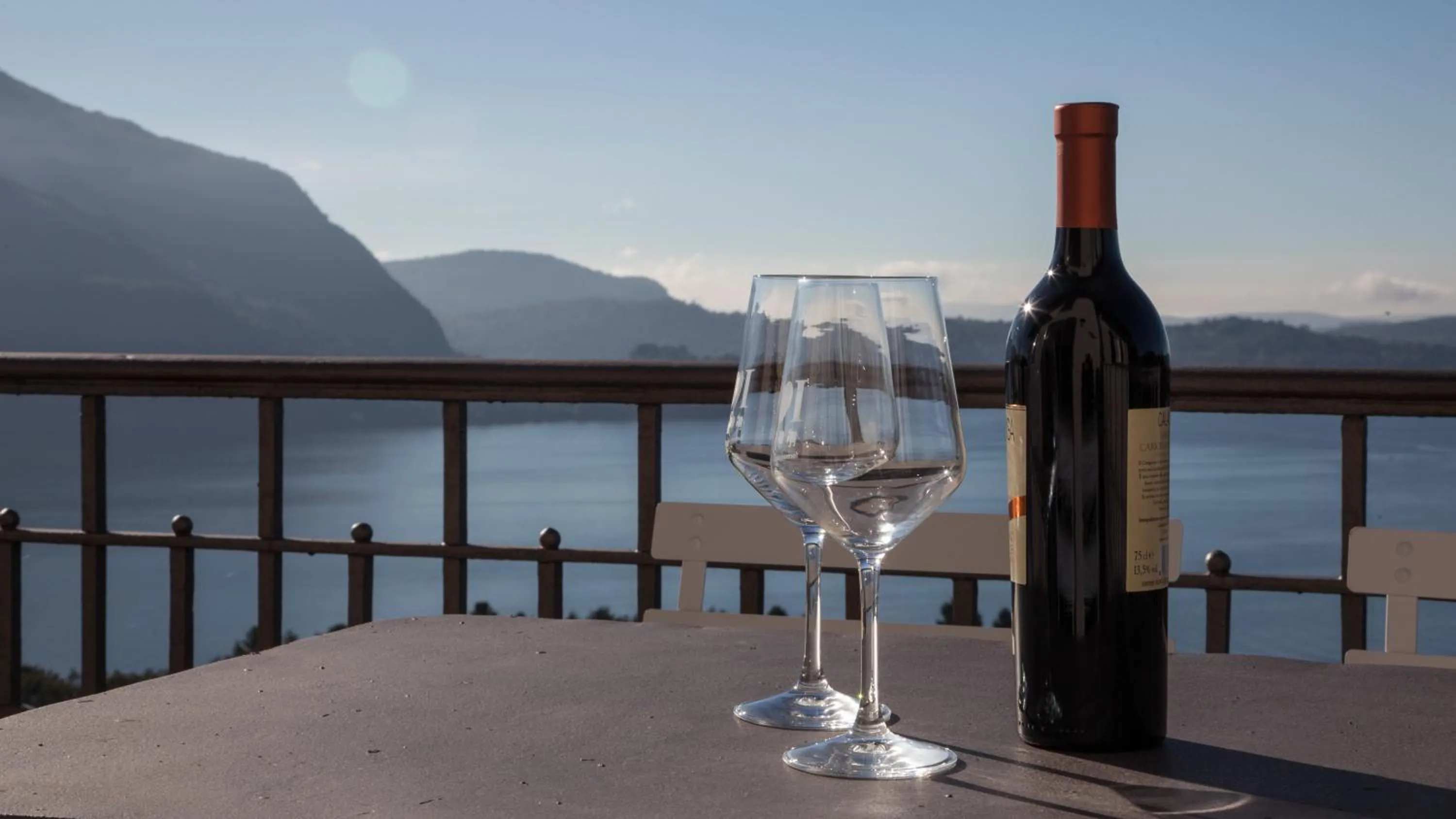 Lake view in Venegoni Maison De Charme