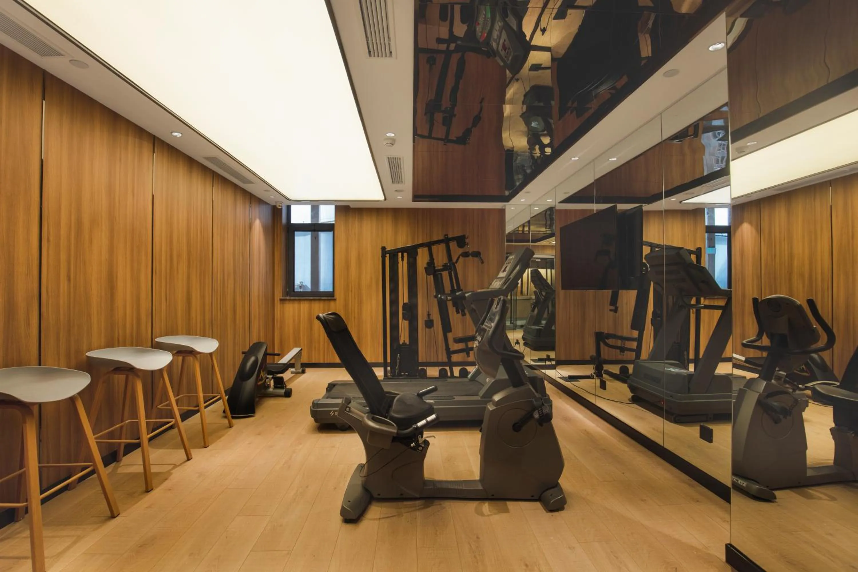 Fitness centre/facilities in Orange Beijing Yansha Landmark Hotel