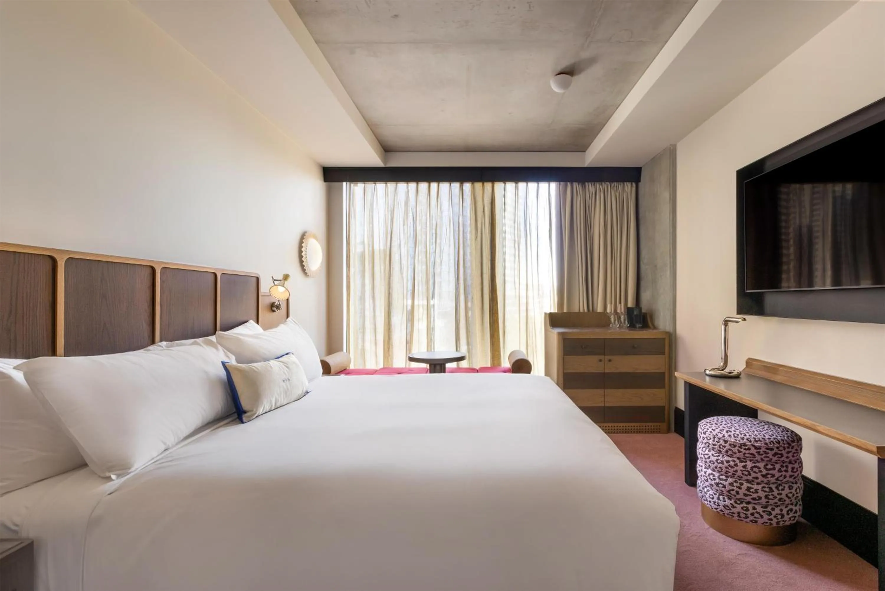 Bedroom, Bed in Hannah St Hotel Melbourne