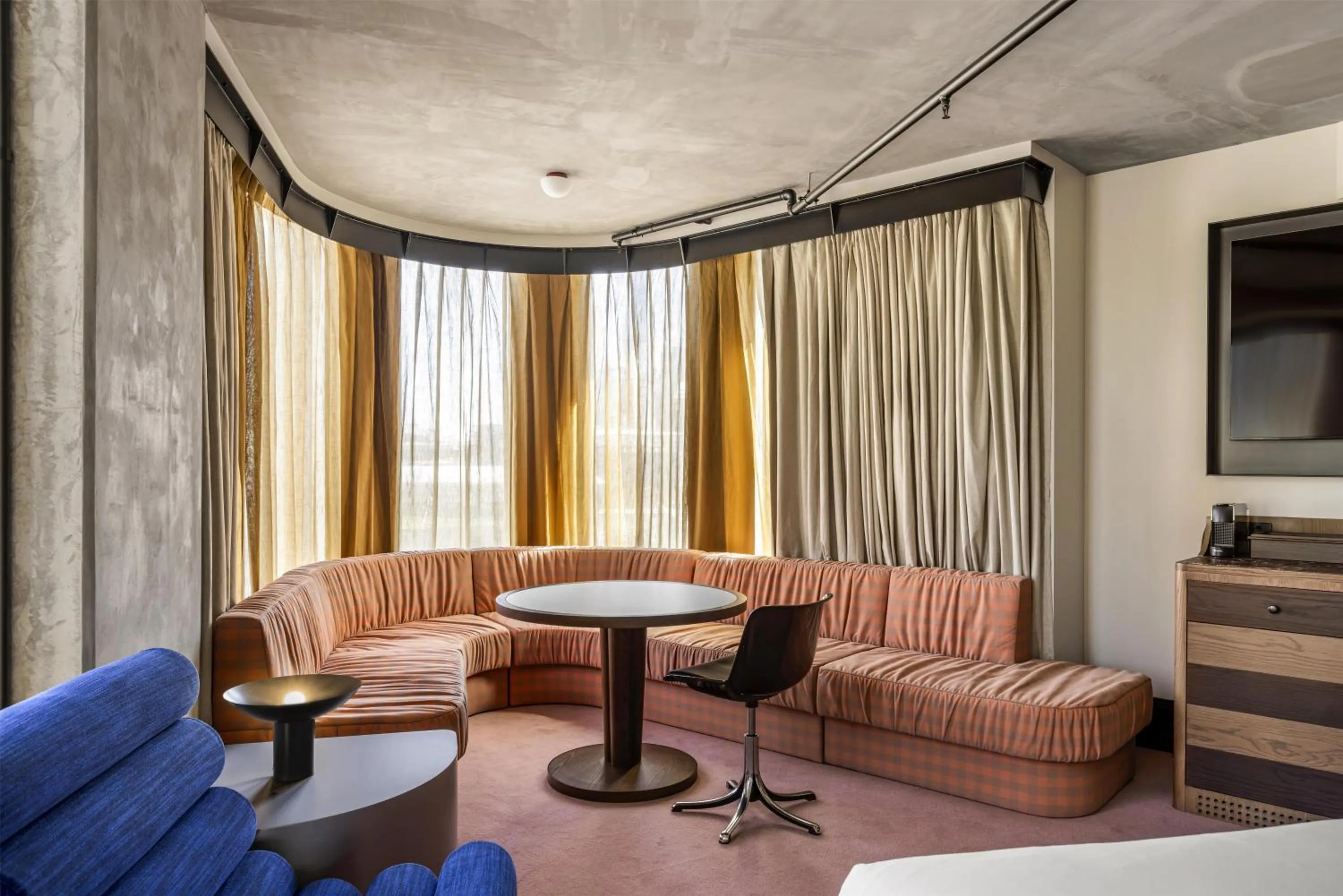 Bedroom in Hannah St Hotel Melbourne