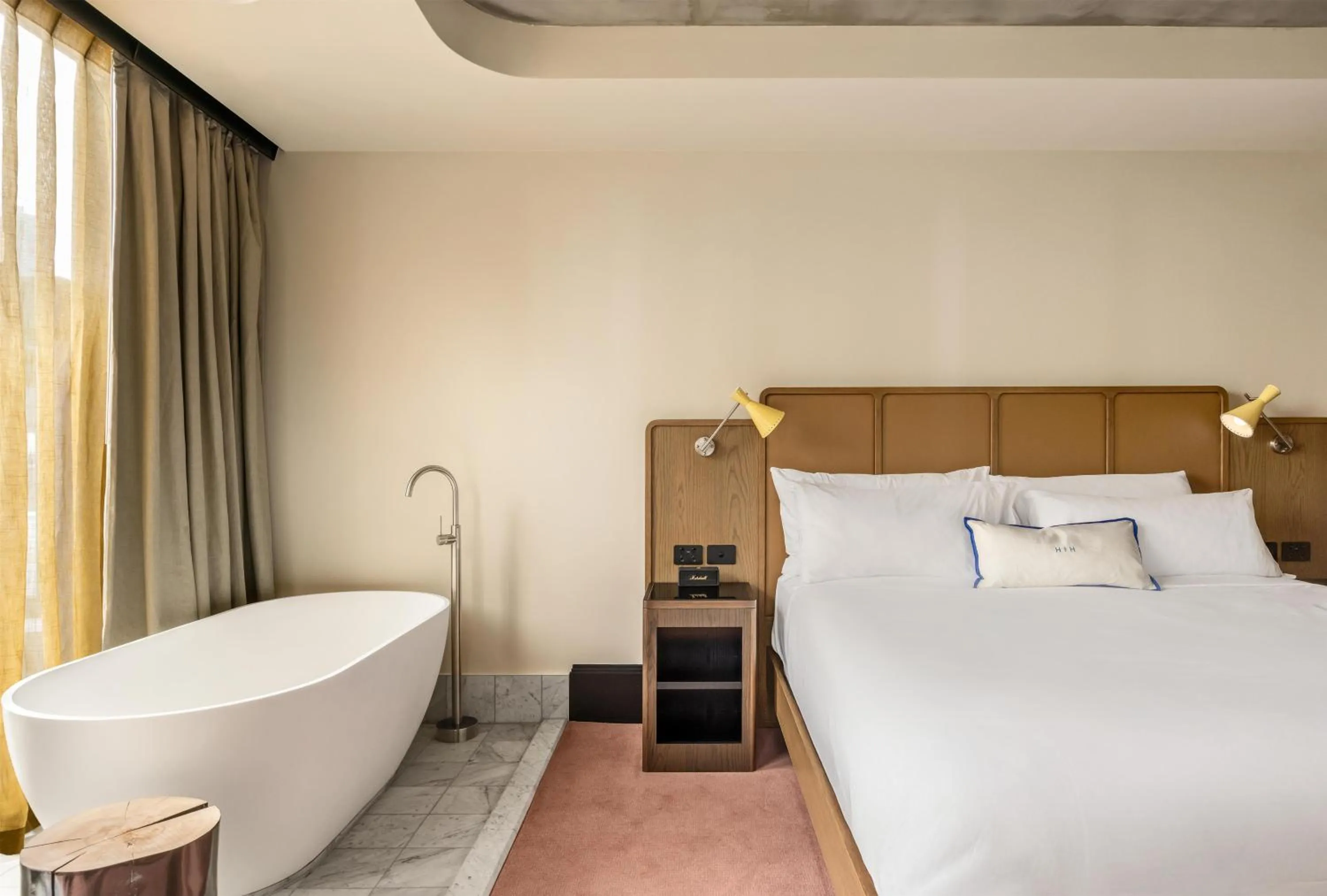 Bedroom, Bed in Hannah St Hotel Melbourne