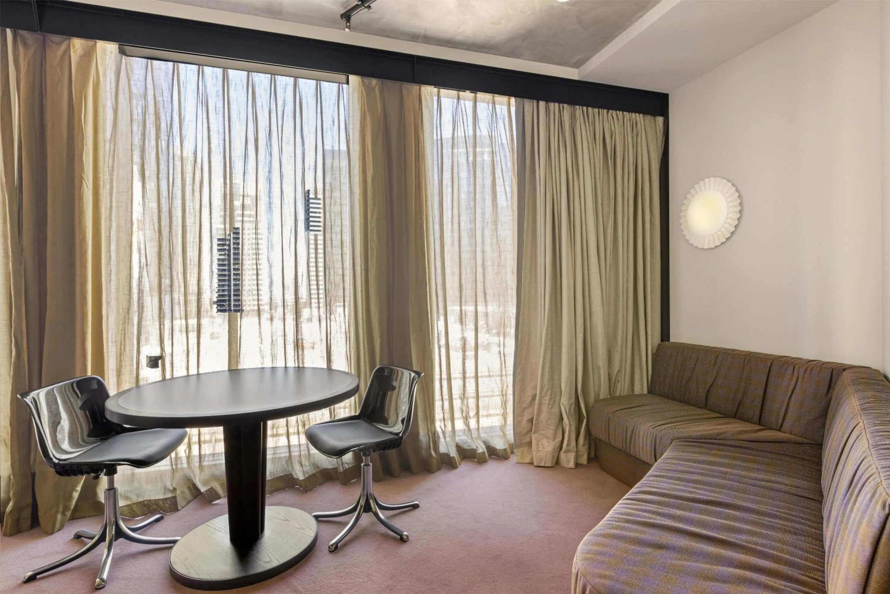 Bedroom in Hannah St Hotel Melbourne