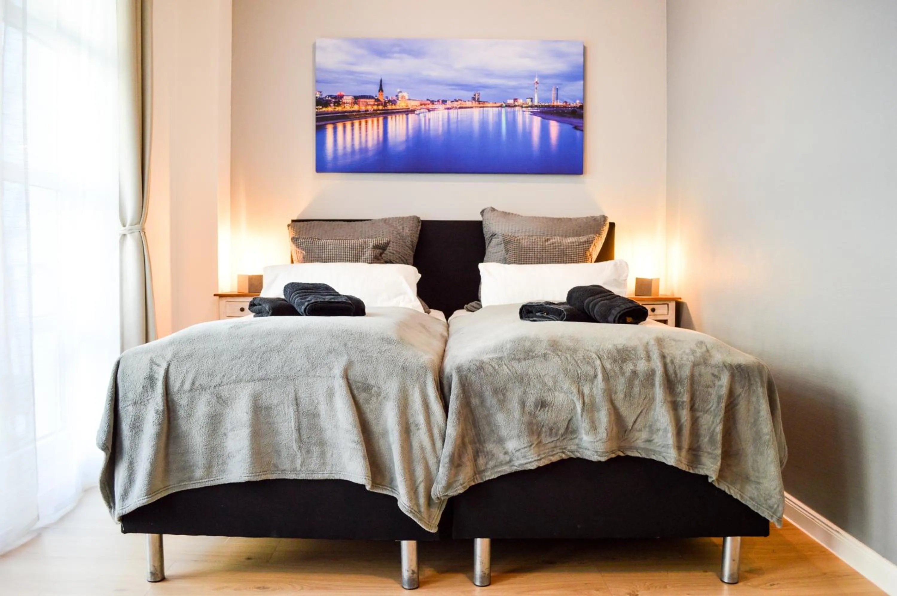 Bedroom, Bed in Centerapartments Tonhallenstraße