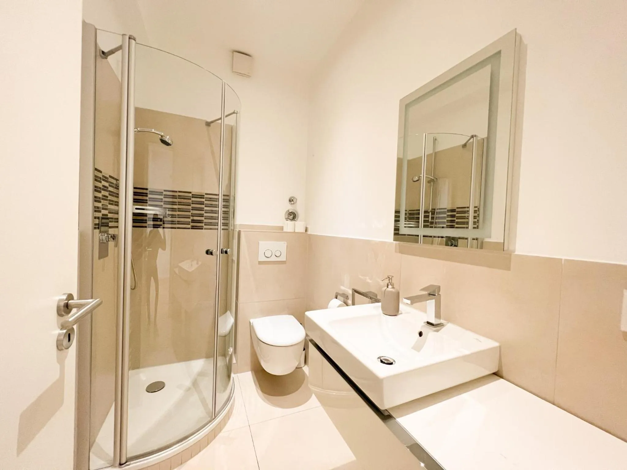 Shower in Centerapartments Tonhallenstraße