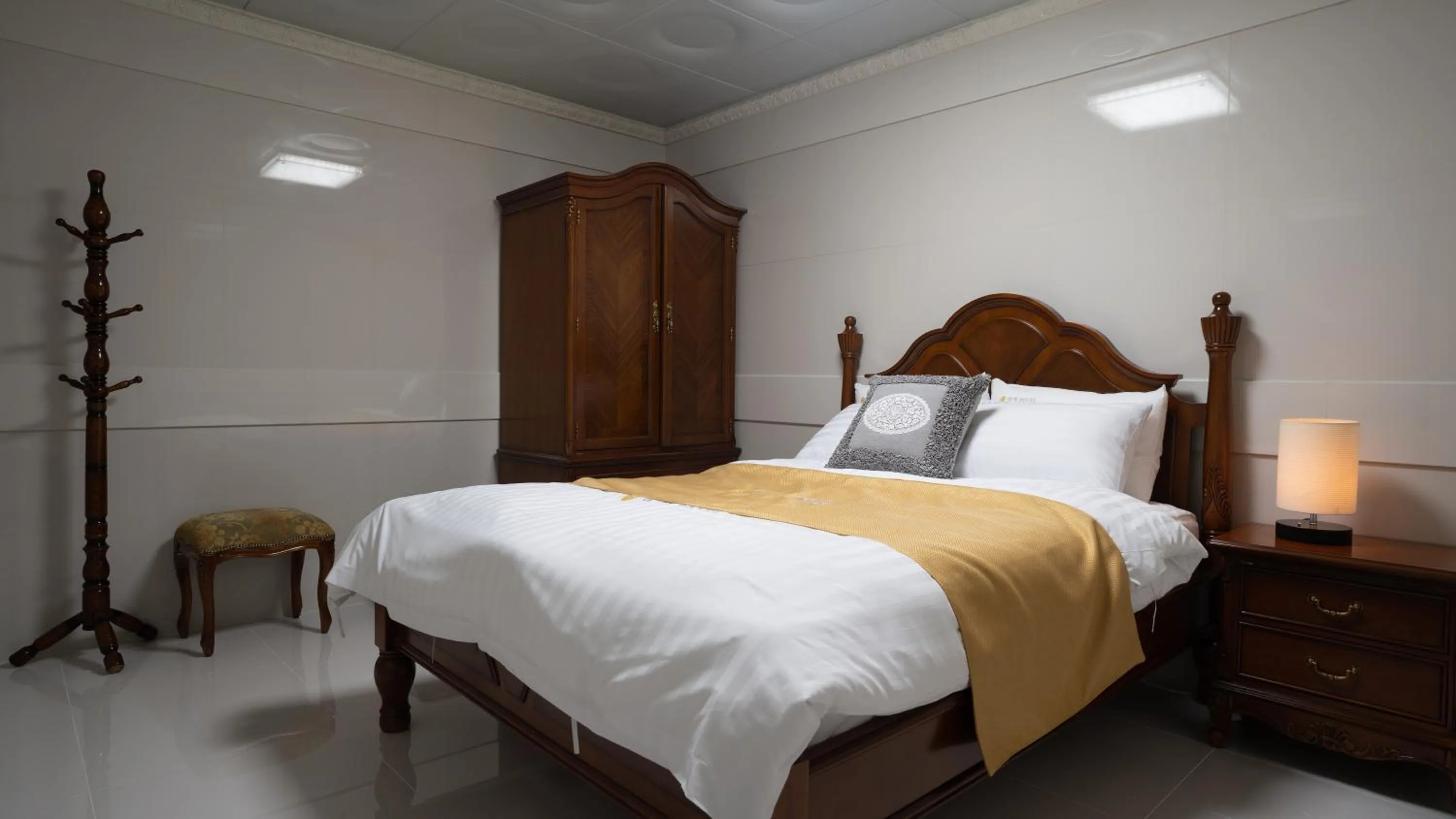 Bed in Taebaek Hotel