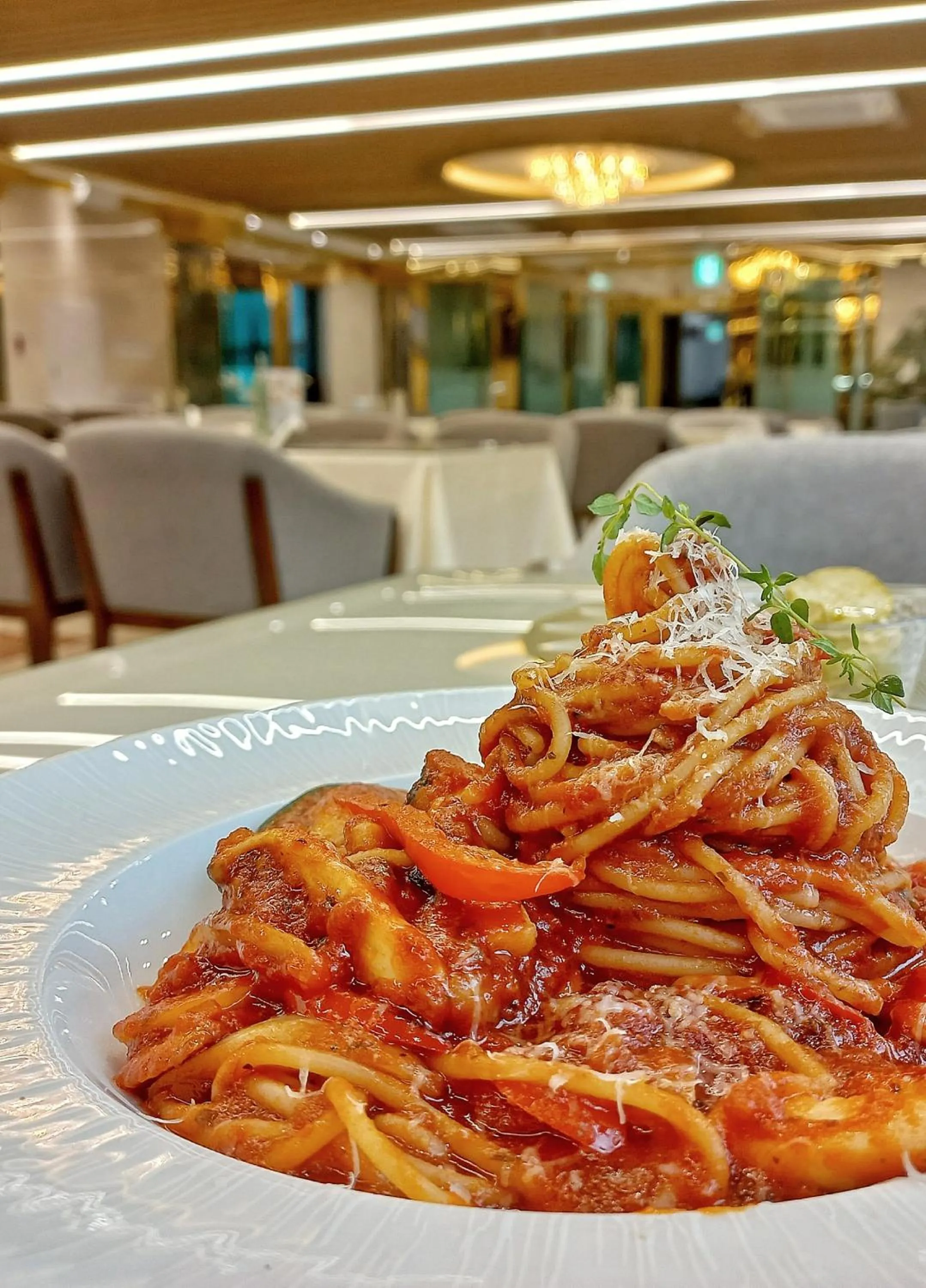 Restaurant/places to eat in Taebaek Hotel