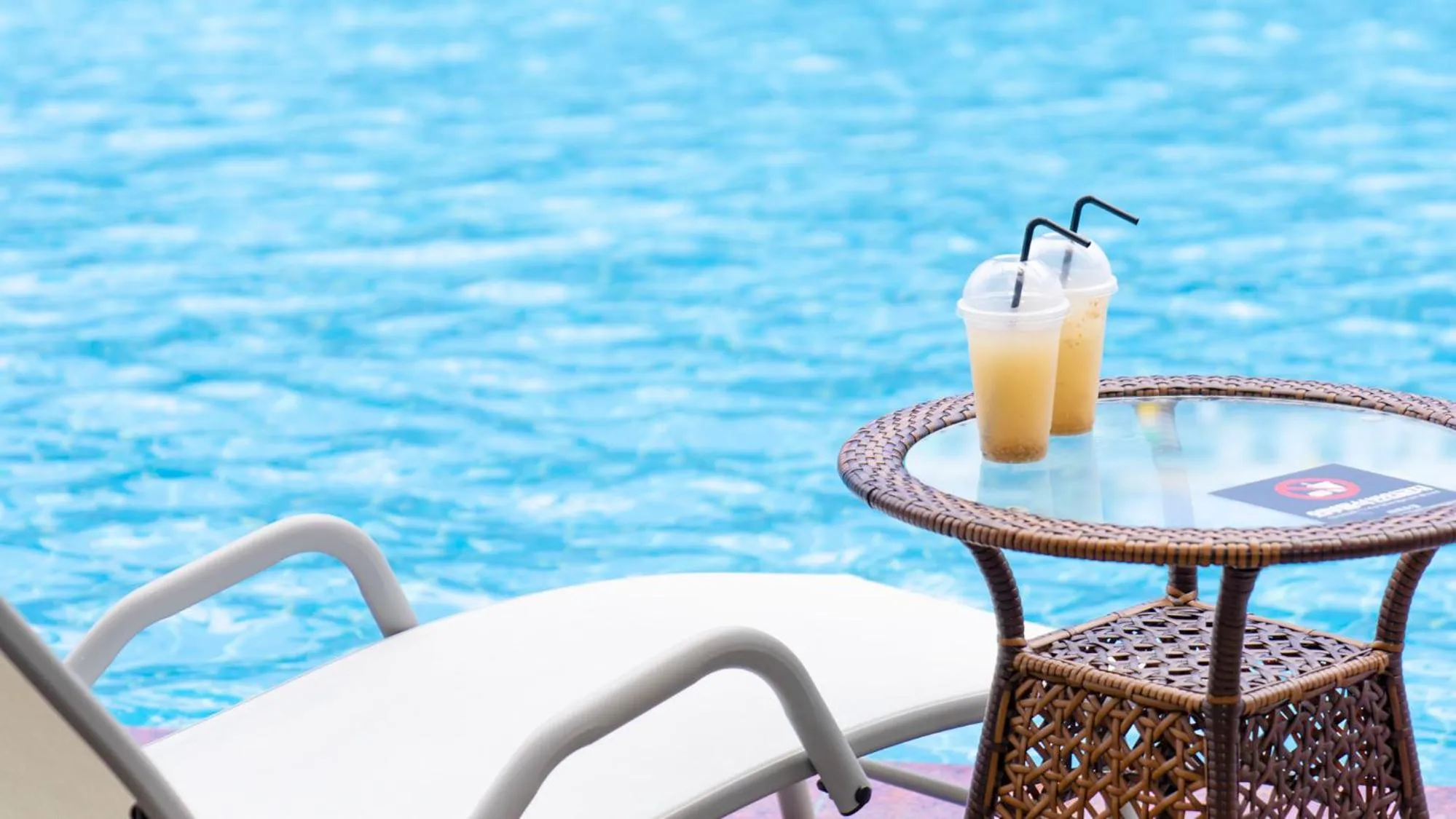 Swimming pool in Taebaek Hotel