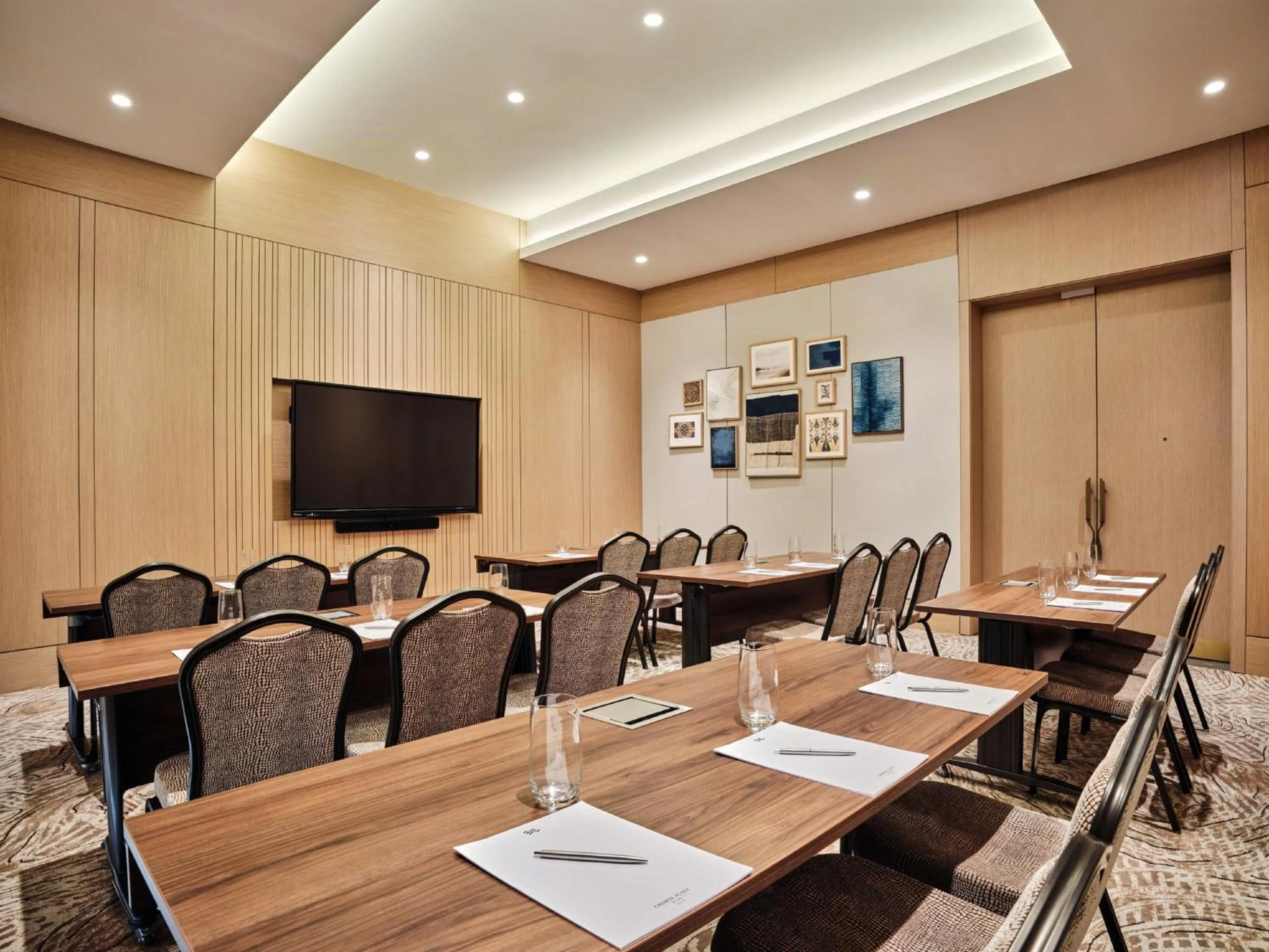 Meeting/conference room in Crowne Plaza Dushanbe by IHG