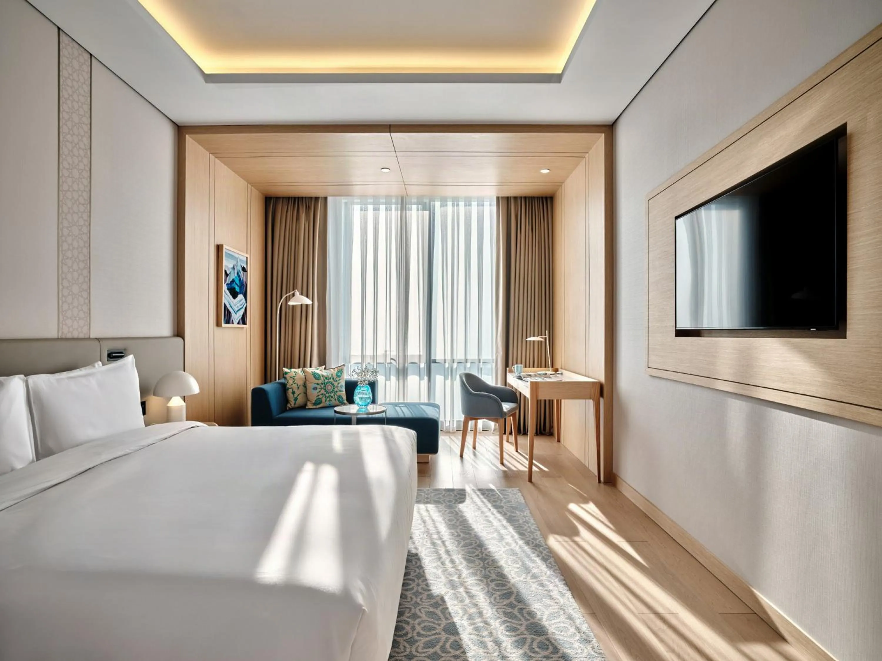 Photo of the whole room, Bed in Crowne Plaza Dushanbe by IHG