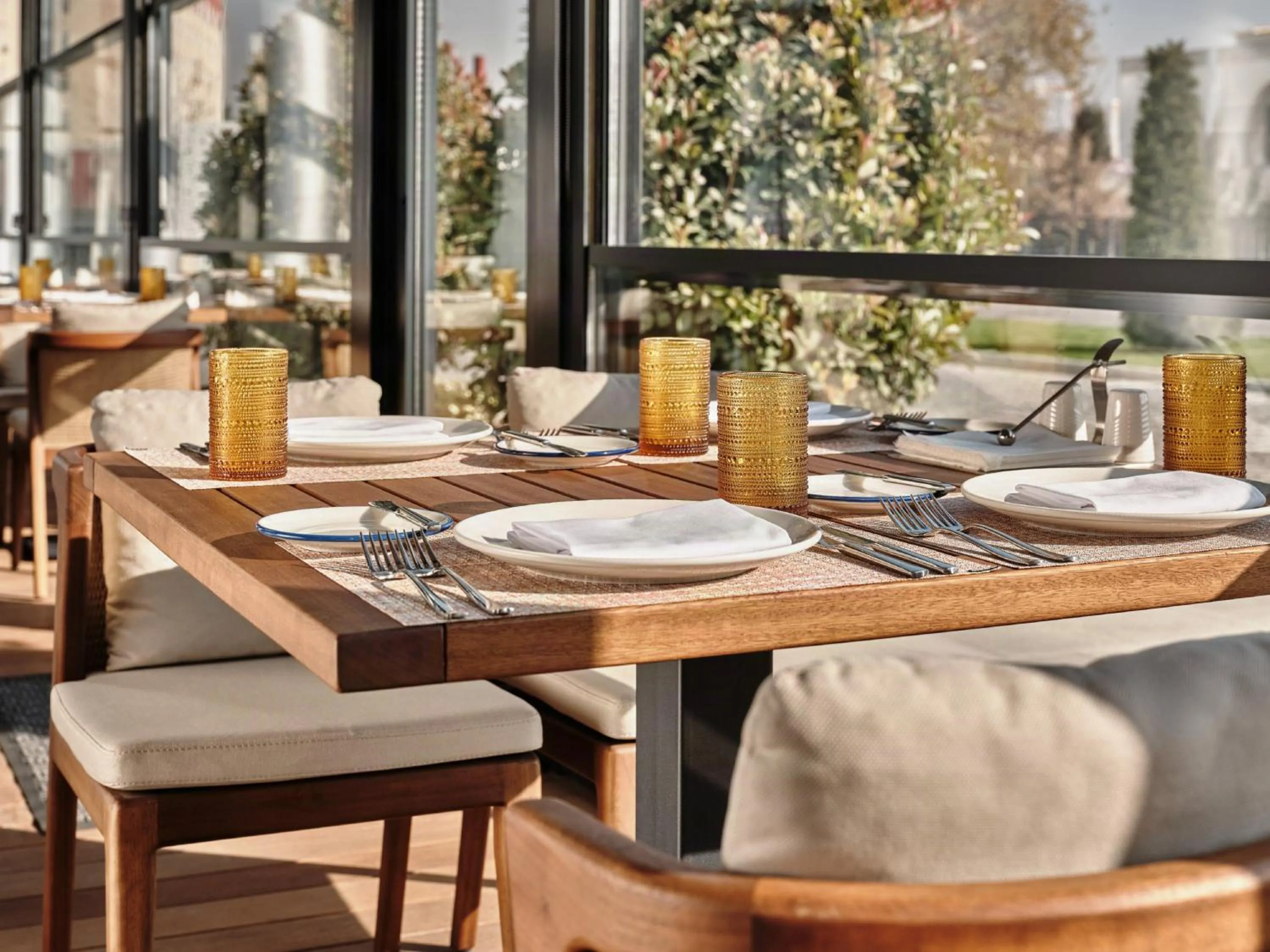 Restaurant/places to eat in Crowne Plaza Dushanbe by IHG