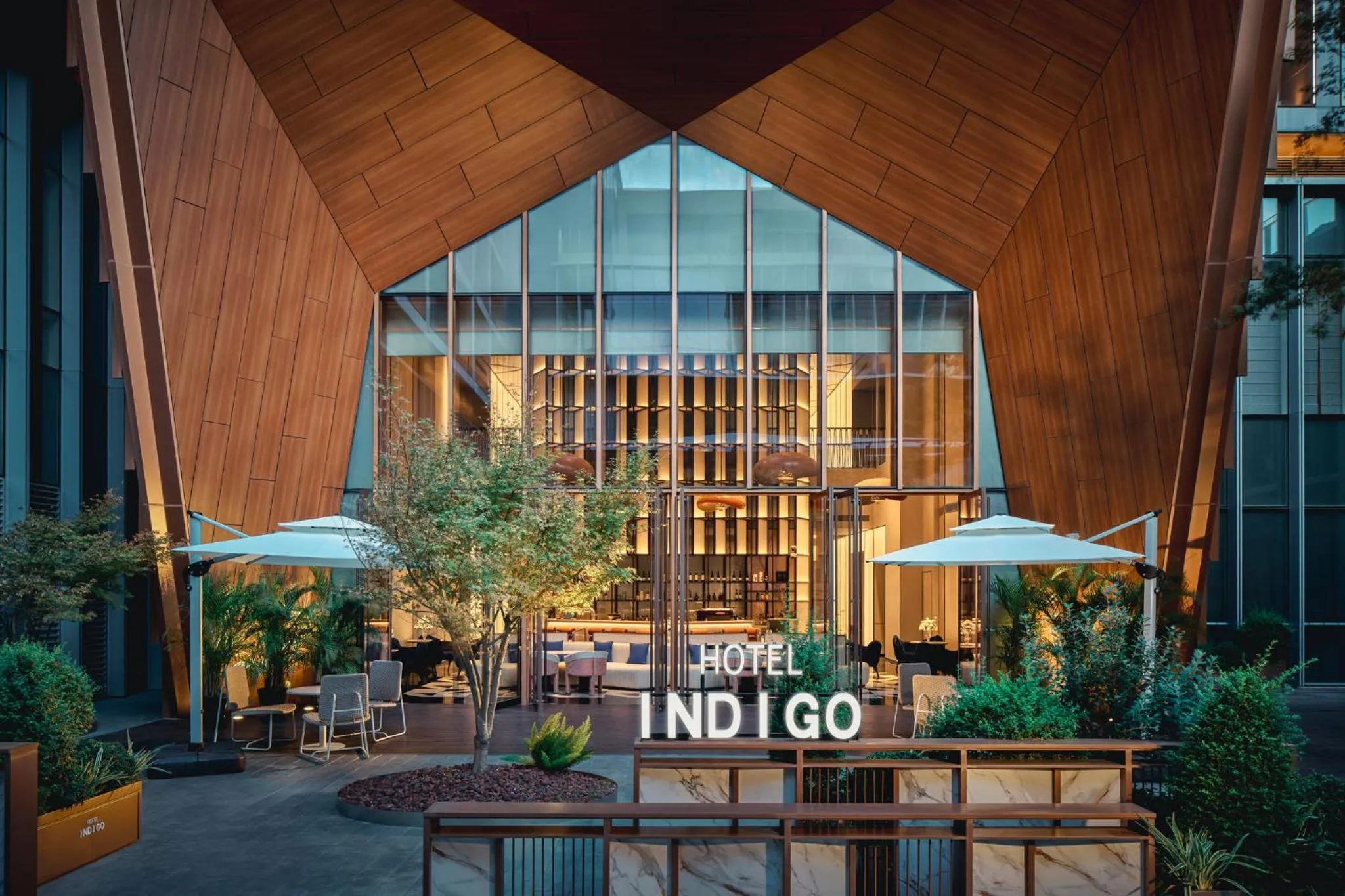 Lounge or bar in Hotel Indigo Shanghai Harbour City