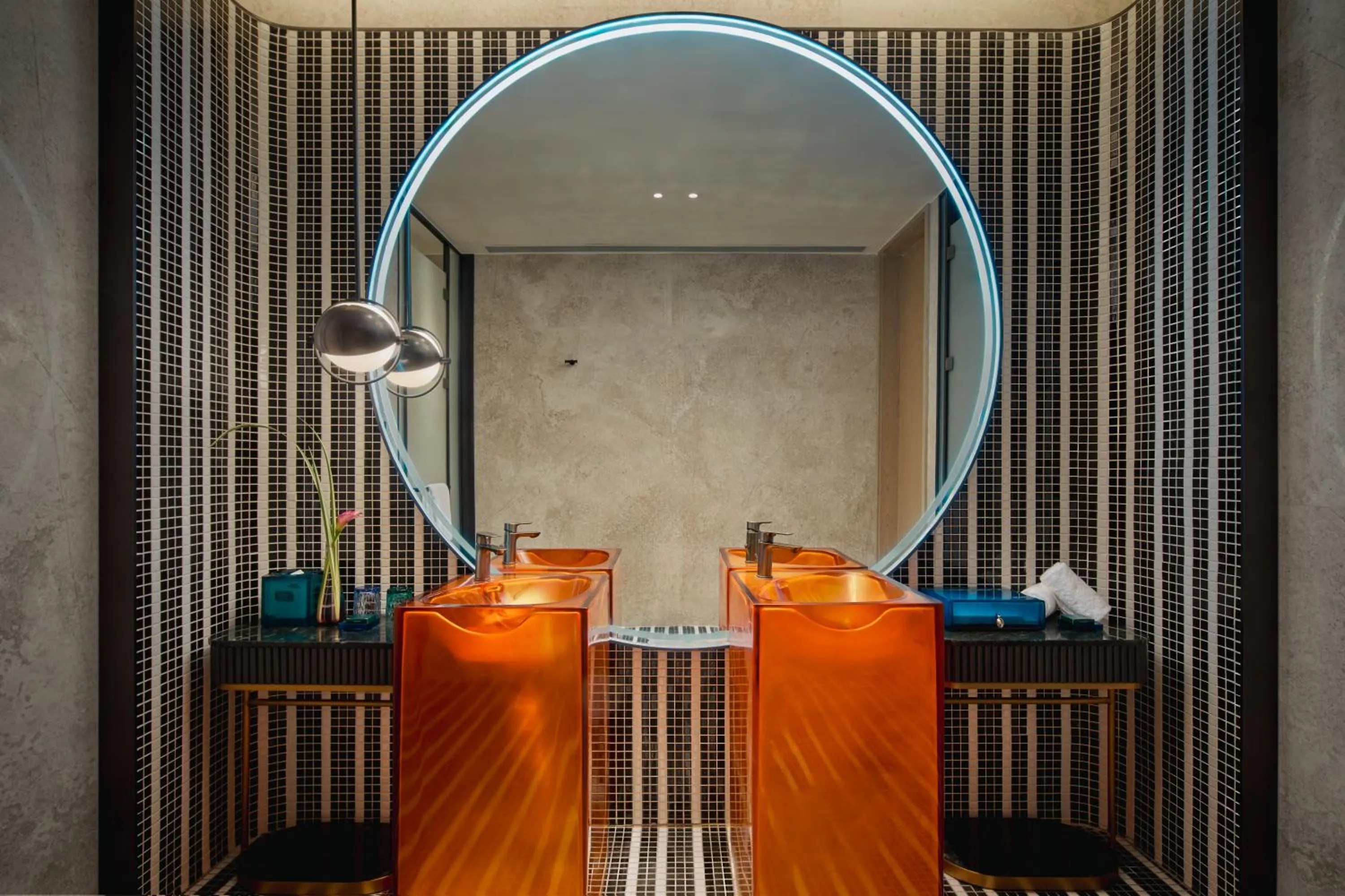 Shower in Hotel Indigo Shanghai Harbour City