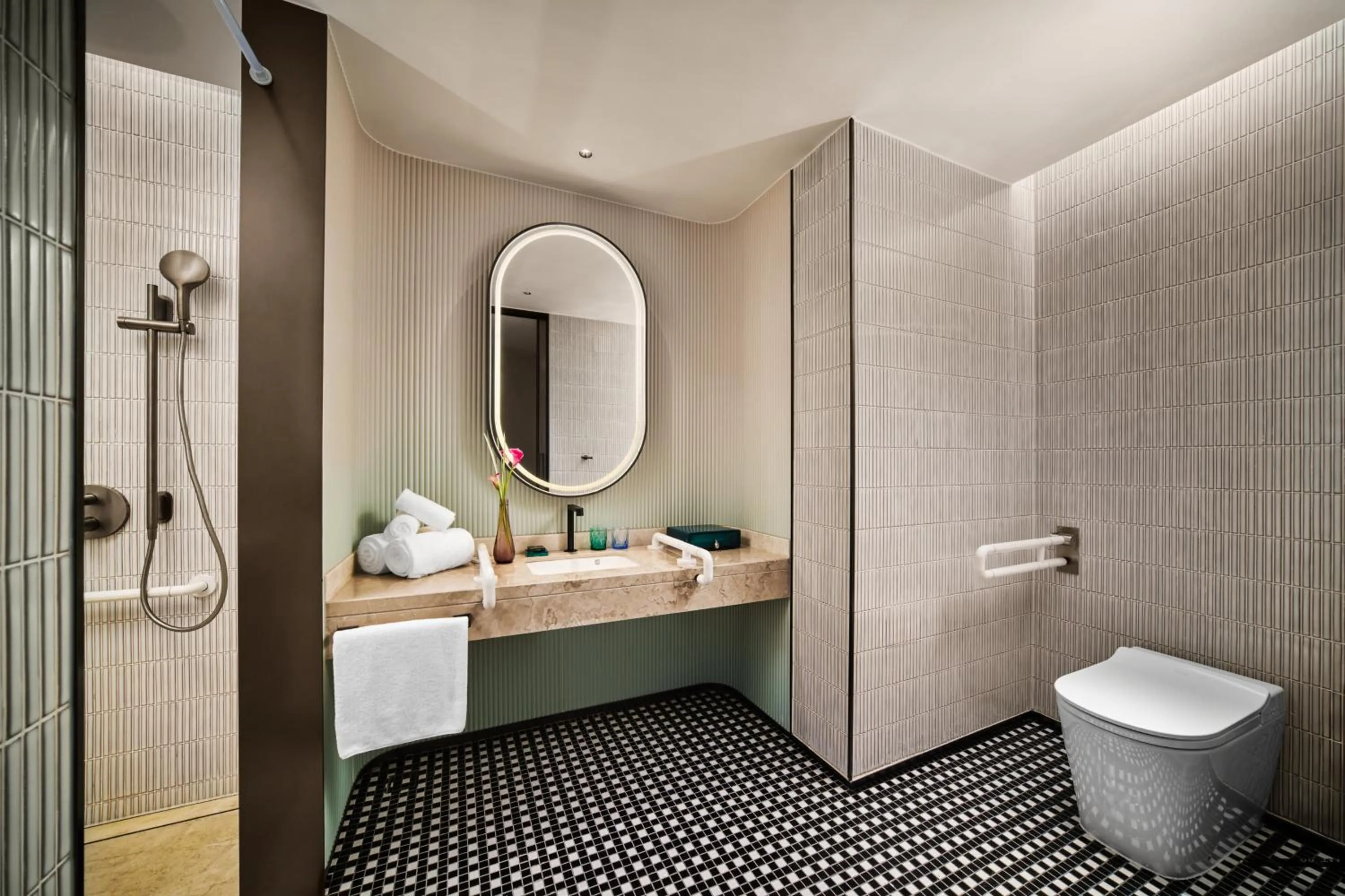 Photo of the whole room in Hotel Indigo Shanghai Harbour City