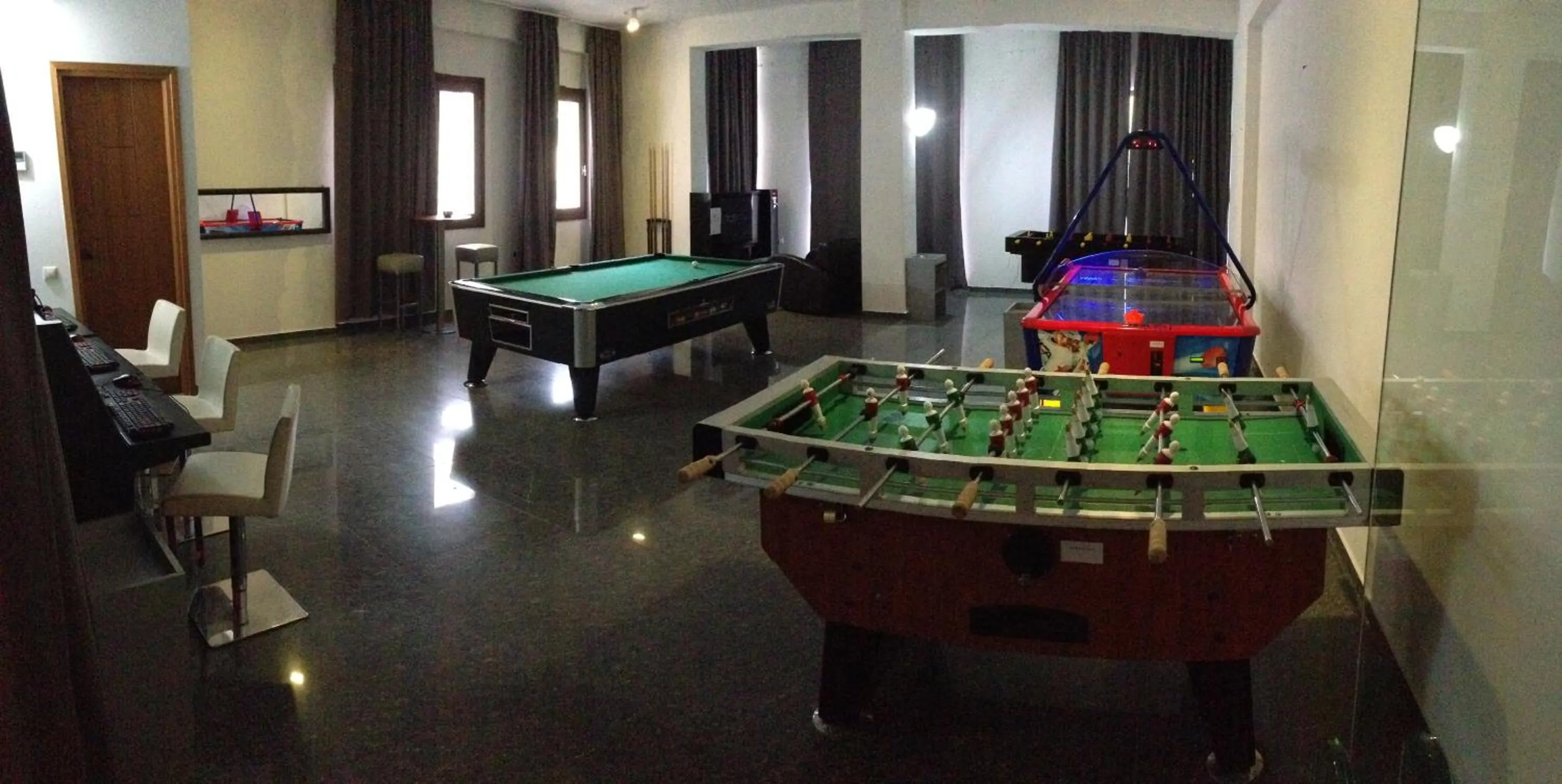 Game Room in Valis Resort Hotel