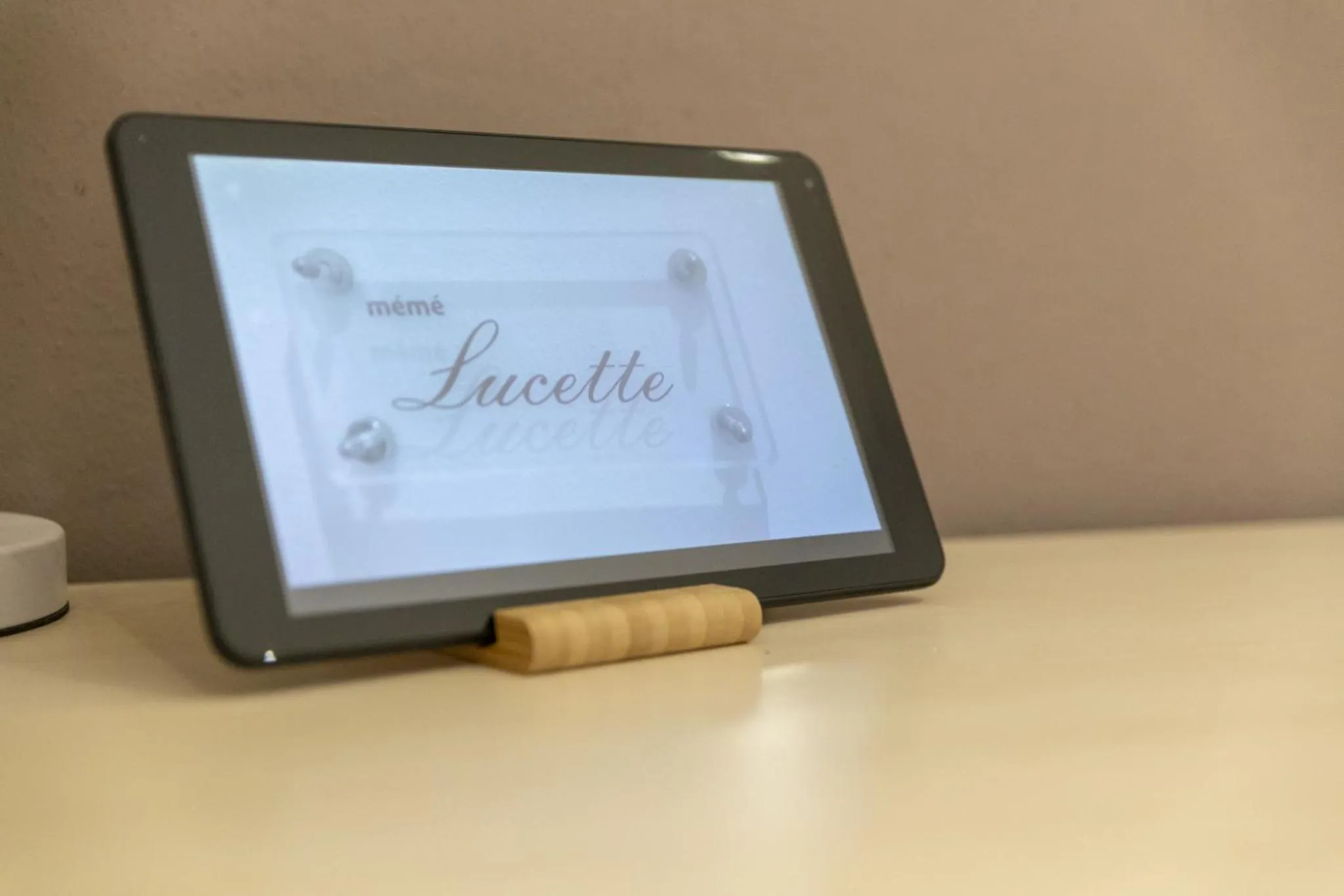 TV and multimedia in Anda e Rianda