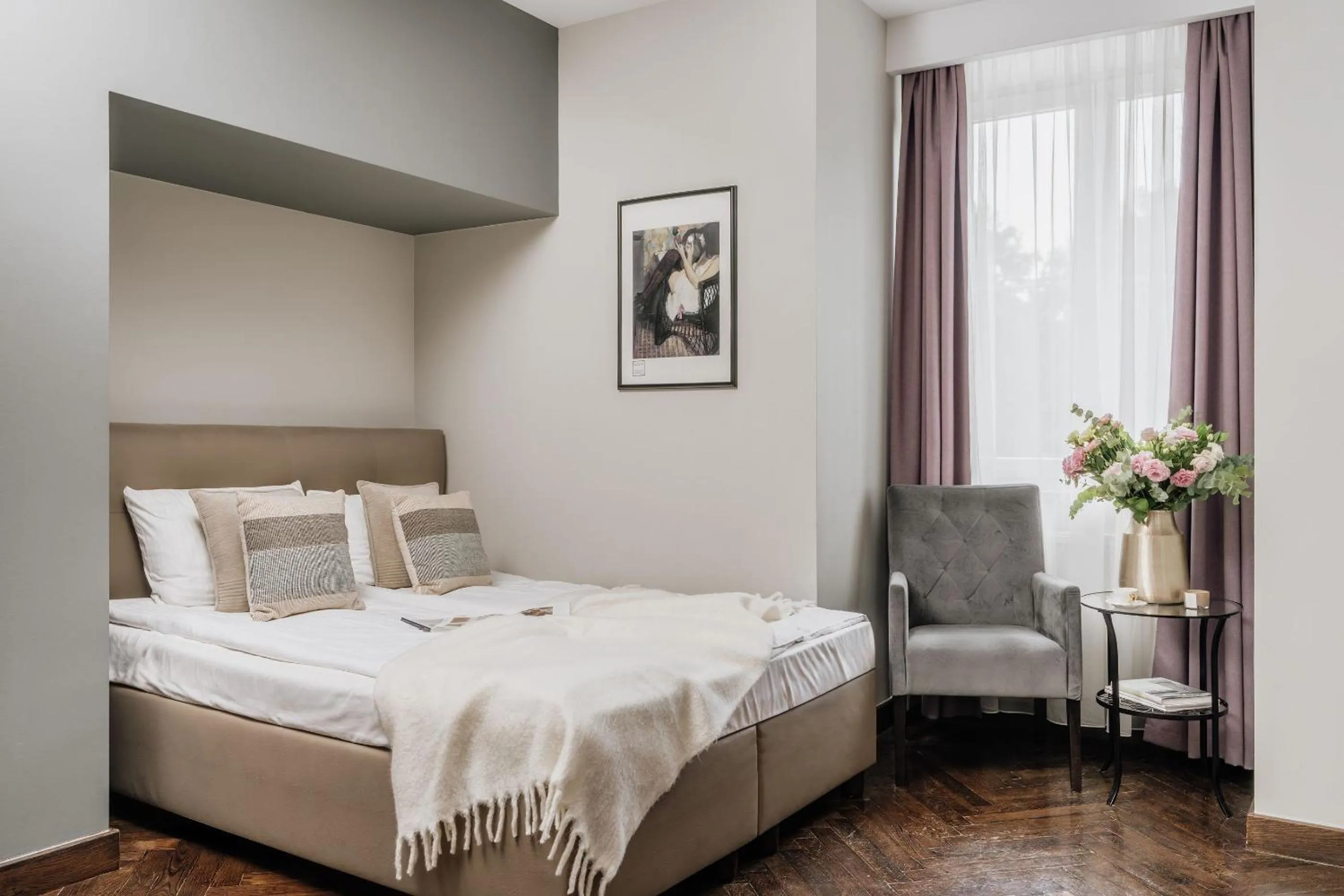 Bed in Grottger Luxury Boutique Hotel City