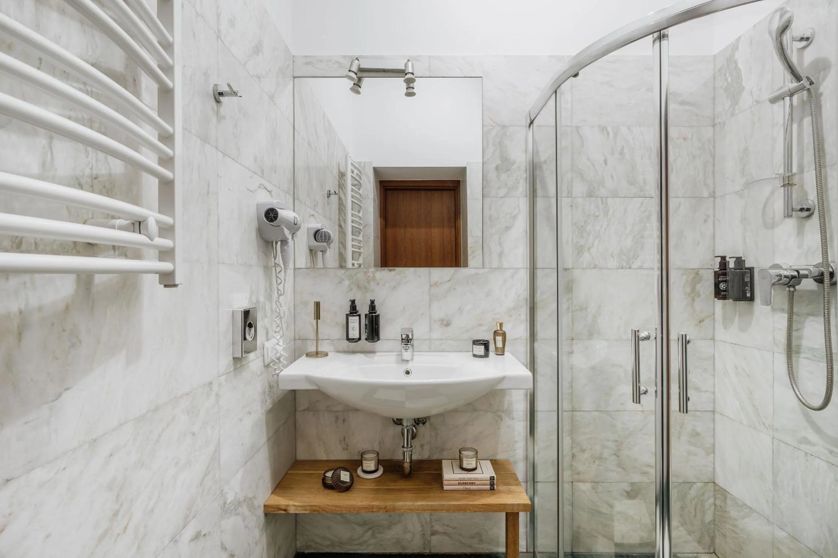 Shower in Grottger Luxury Boutique Hotel City