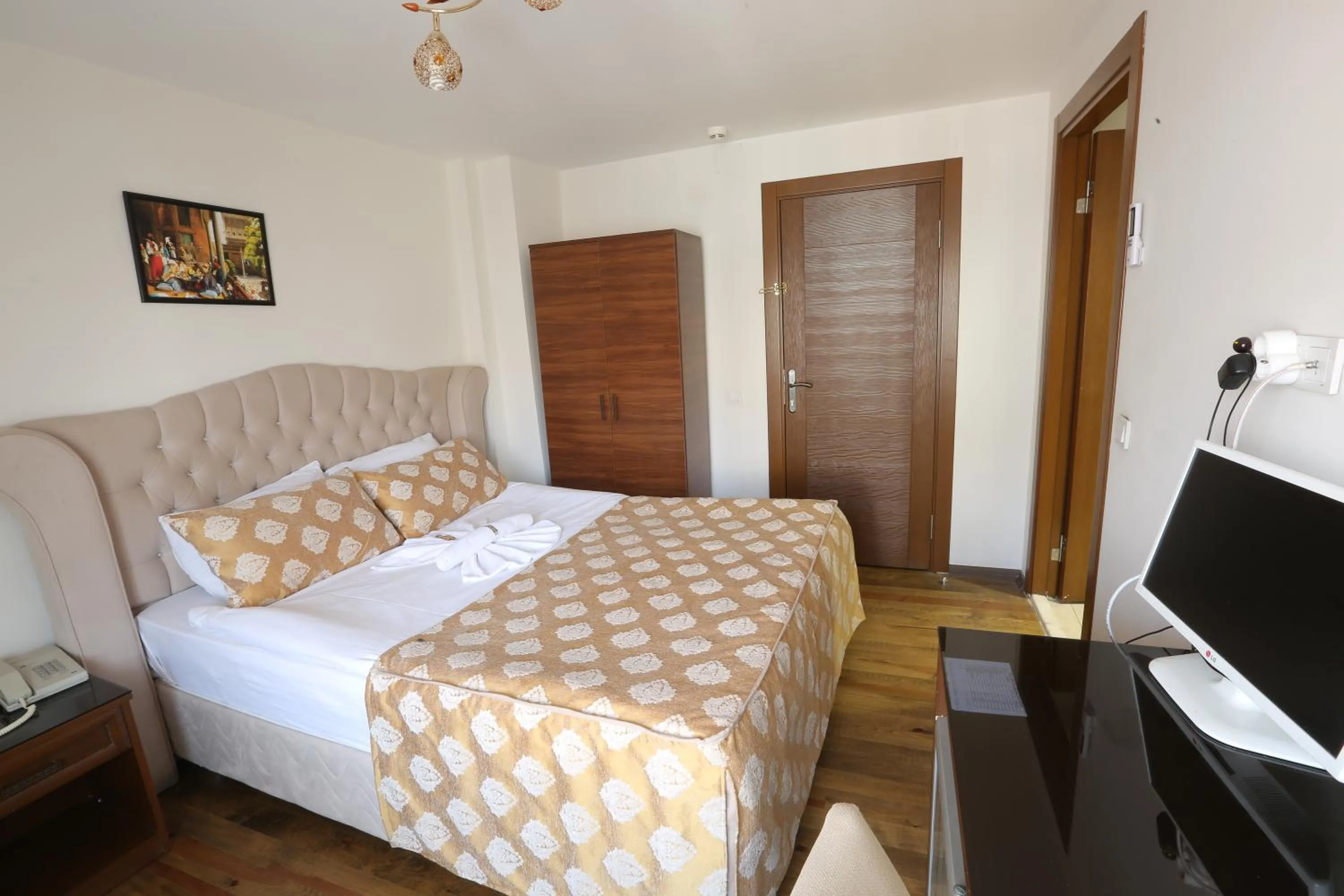 Bed in Hotel Ankatra