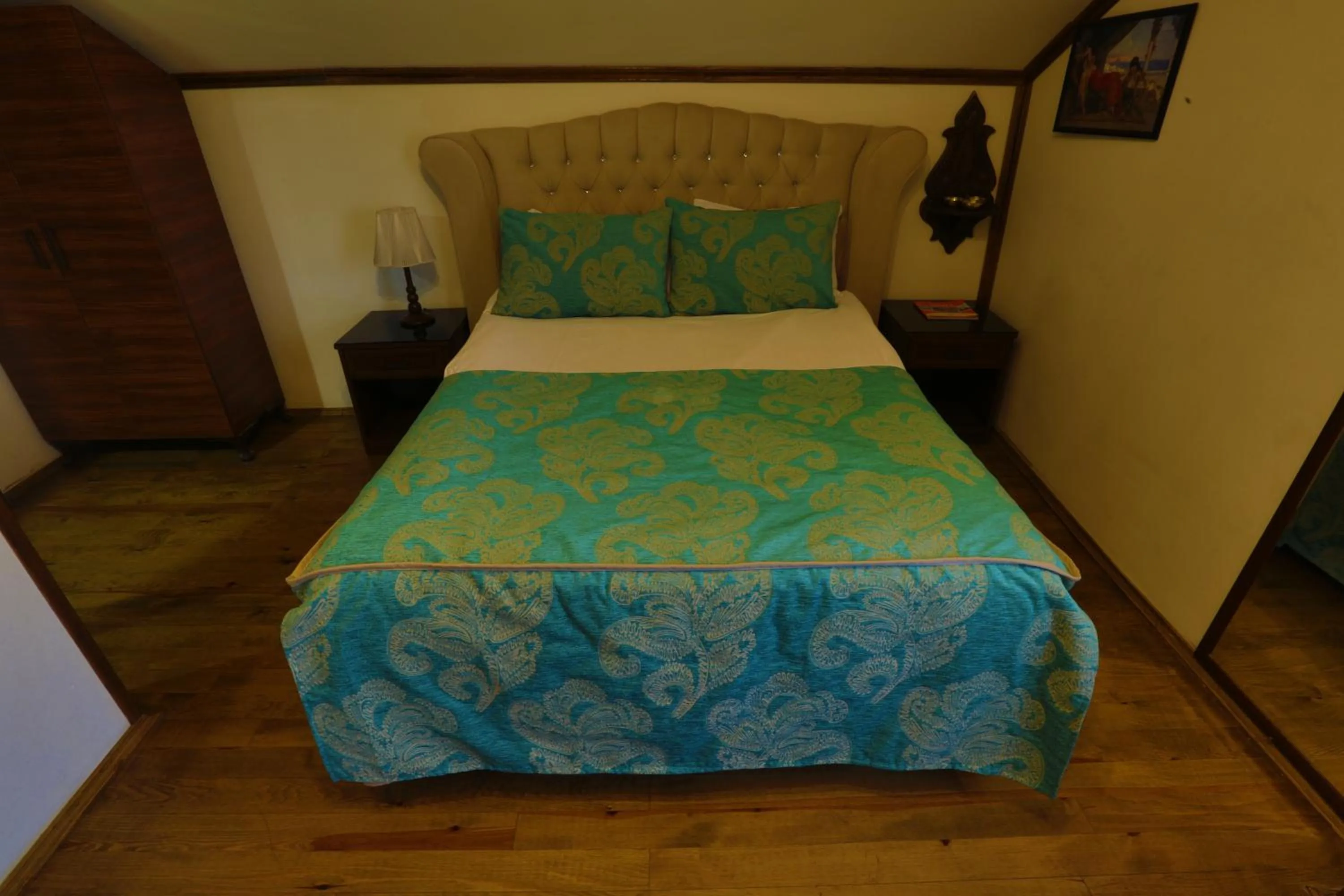 Property building, Bed in Hotel Ankatra