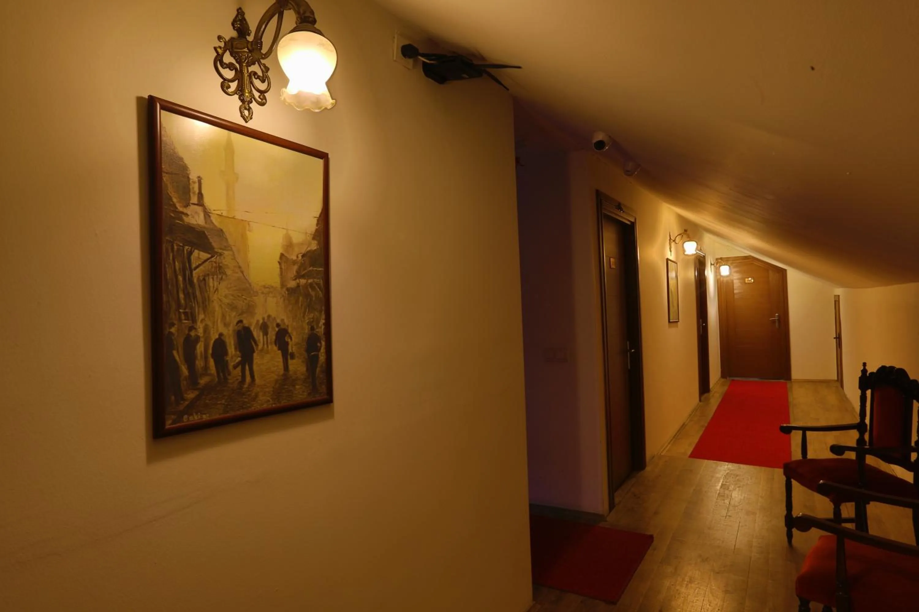 People in Hotel Ankatra