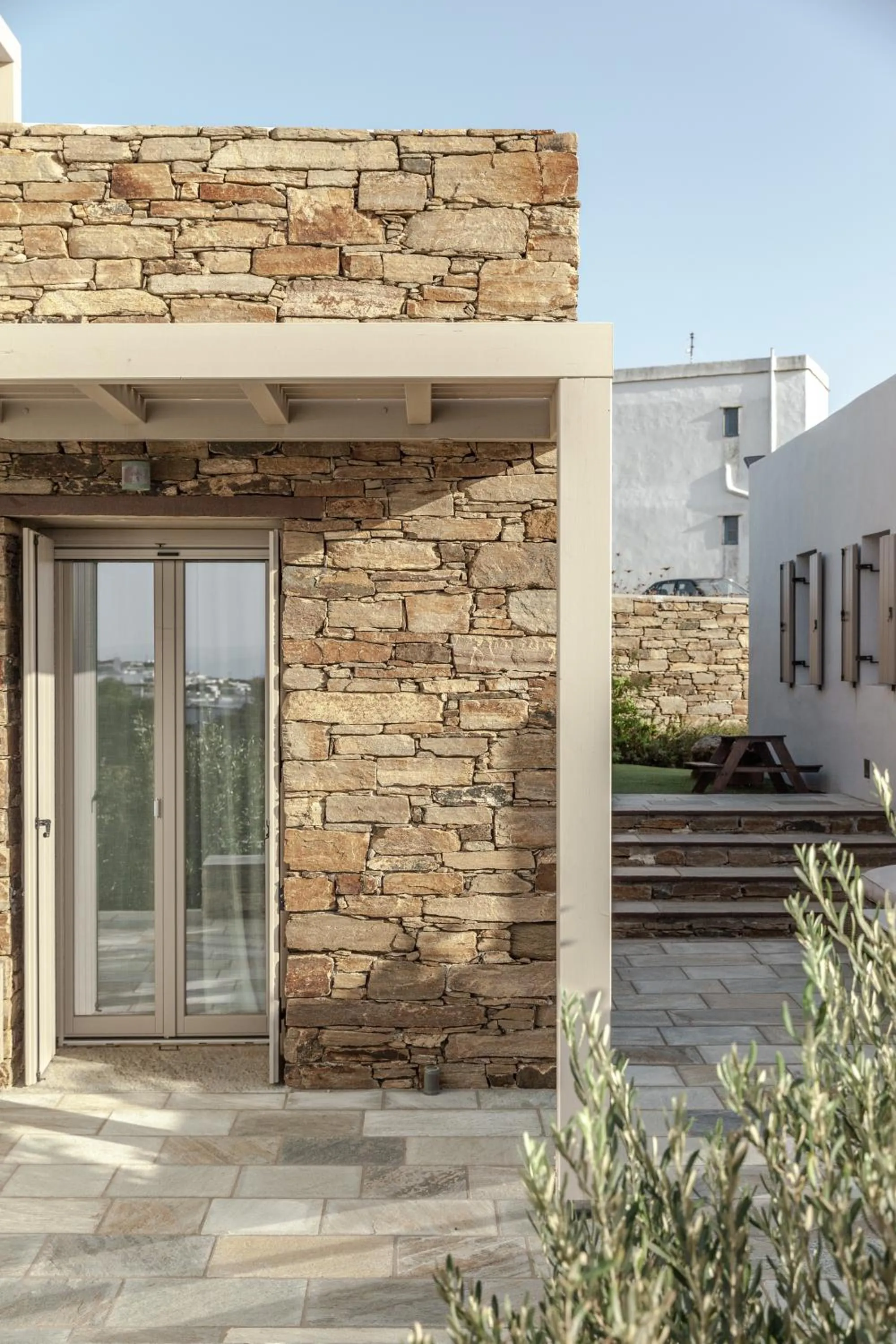 White Tinos Luxury Suites