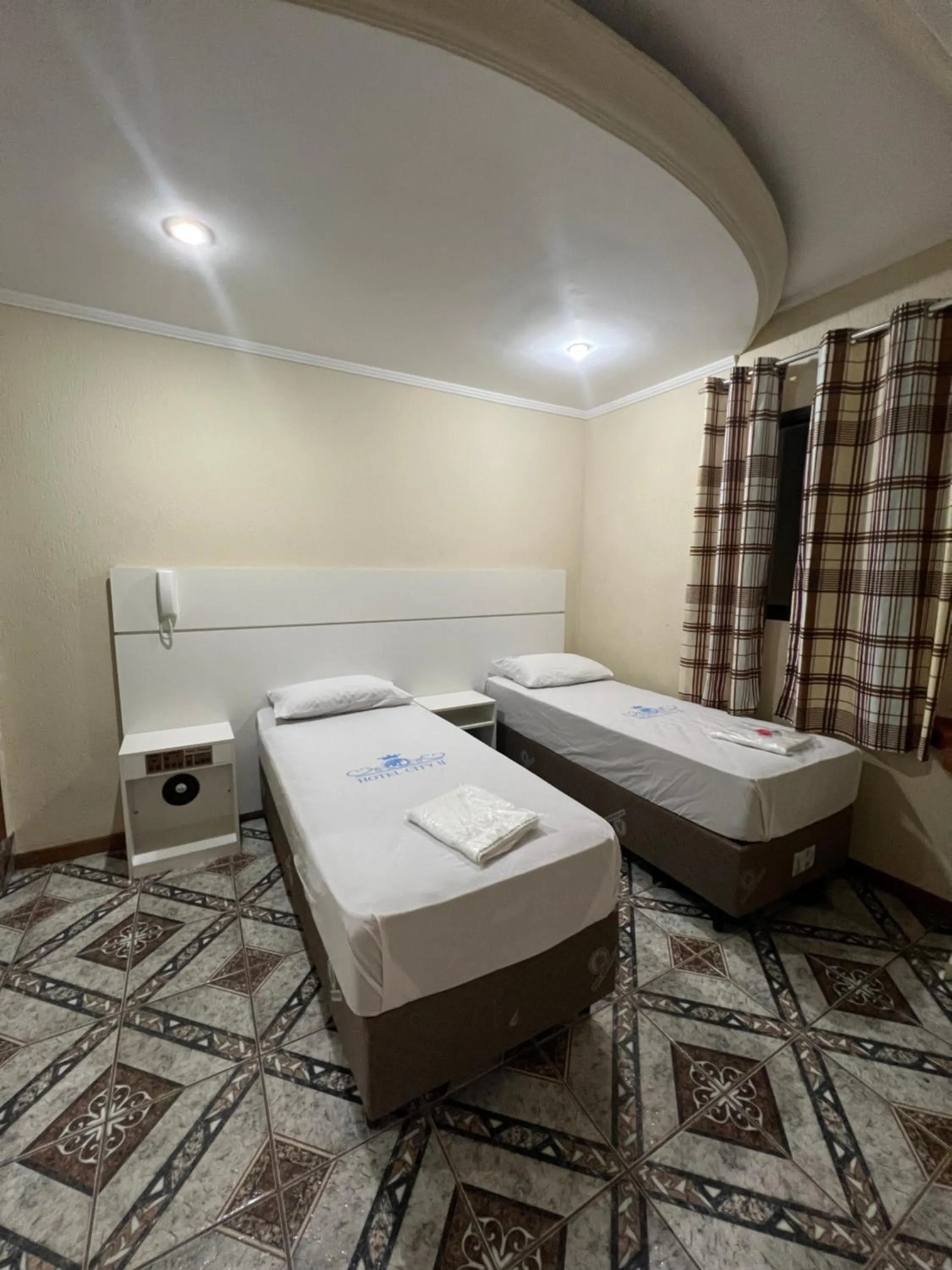 Standard Twin Room in Hotel City II