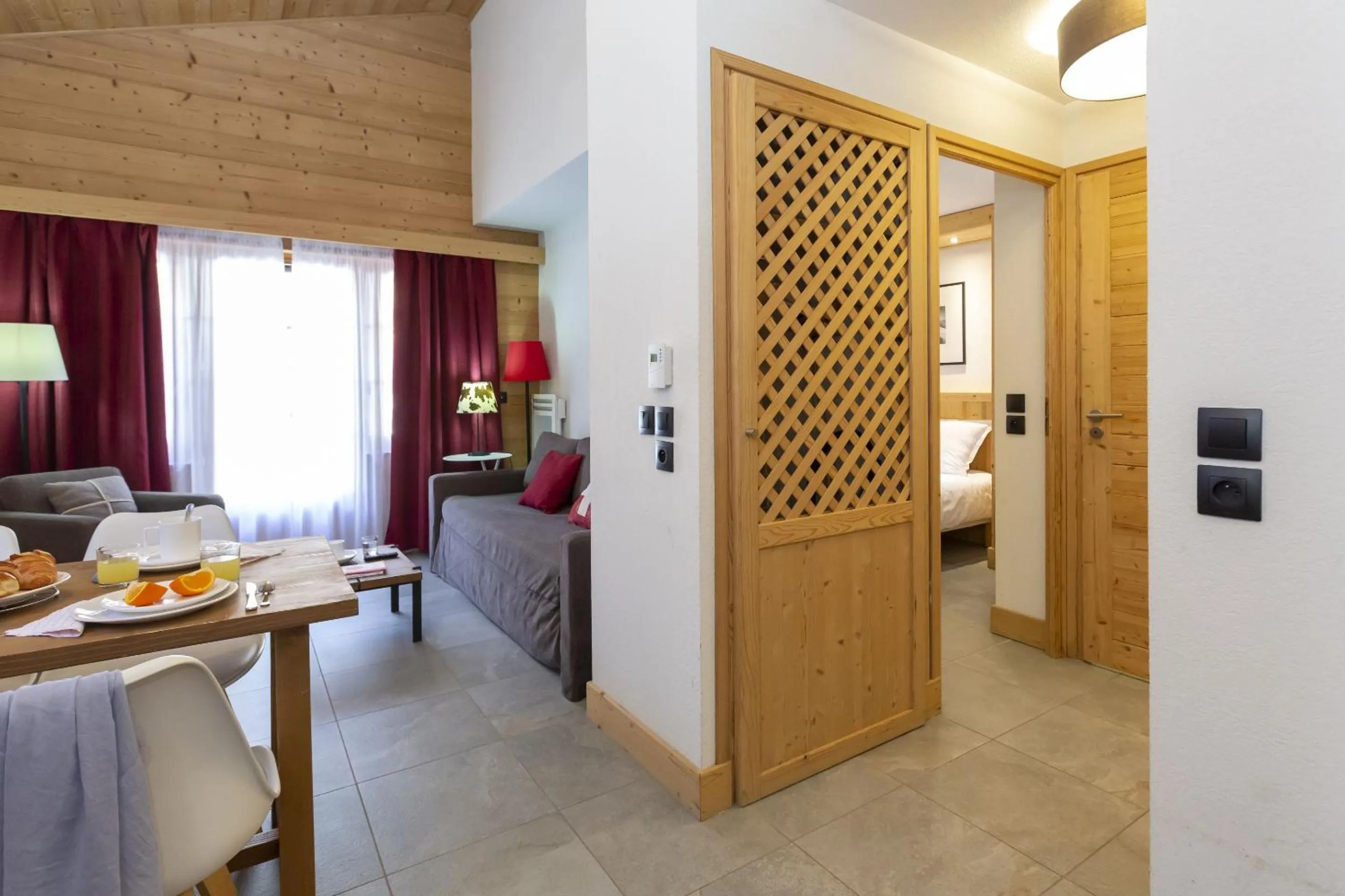 Dining area in Résidence Odalys Les Fermes de Châtel
