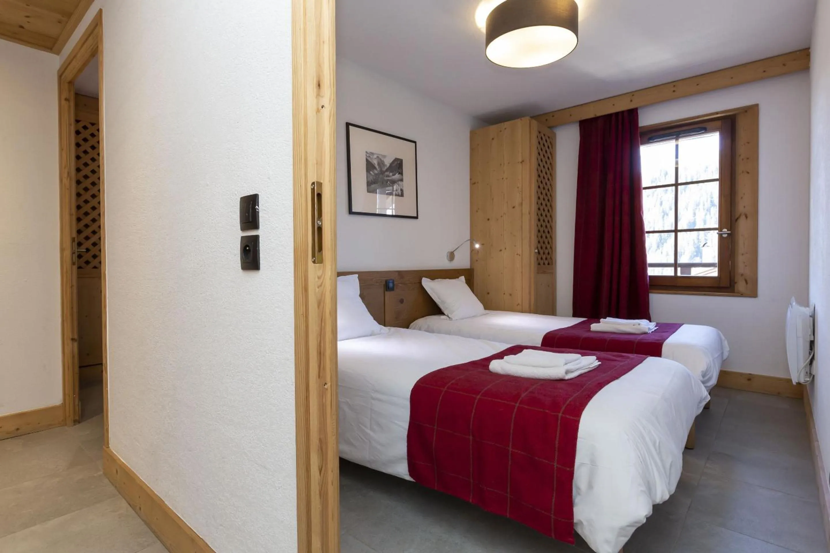 Bedroom, Bed in Résidence Odalys Les Fermes de Châtel