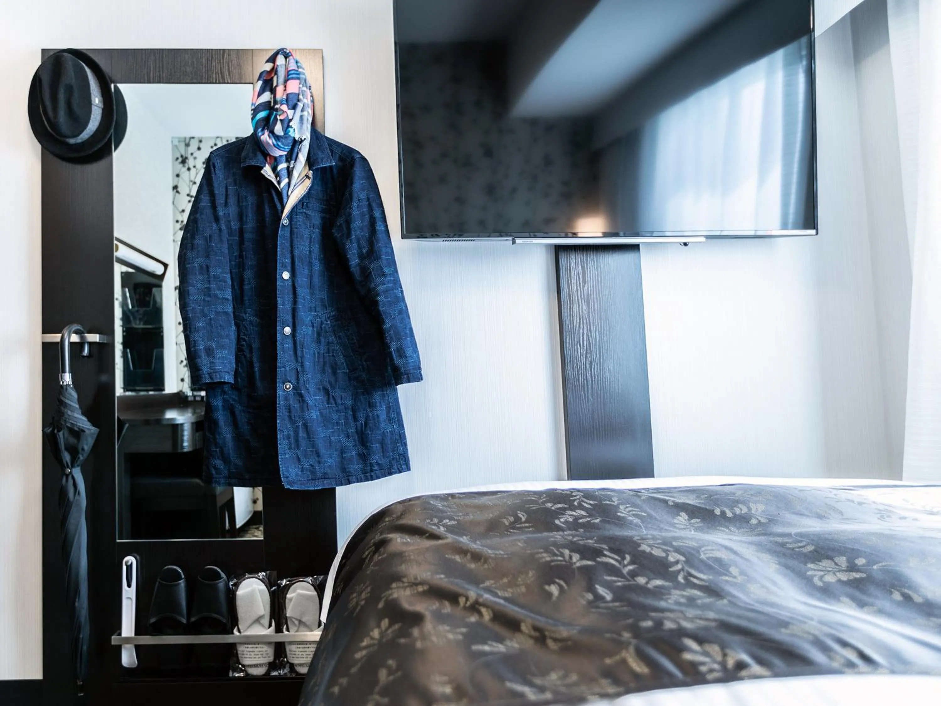 Photo of the whole room, Bed in APA Hotel Sapporo Odori Ekimae Nishi