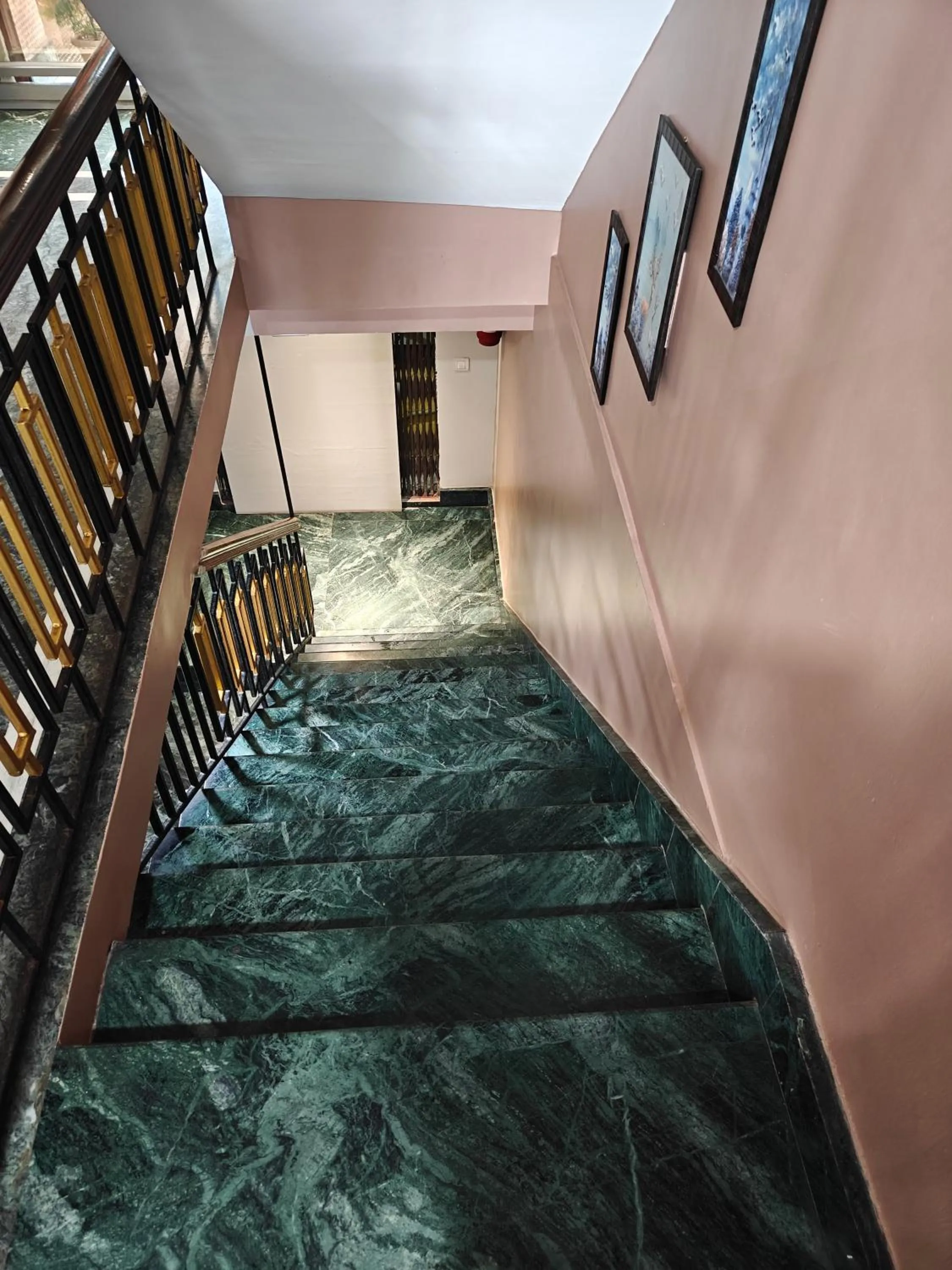 Hotel Sunmount Mayal Retreat