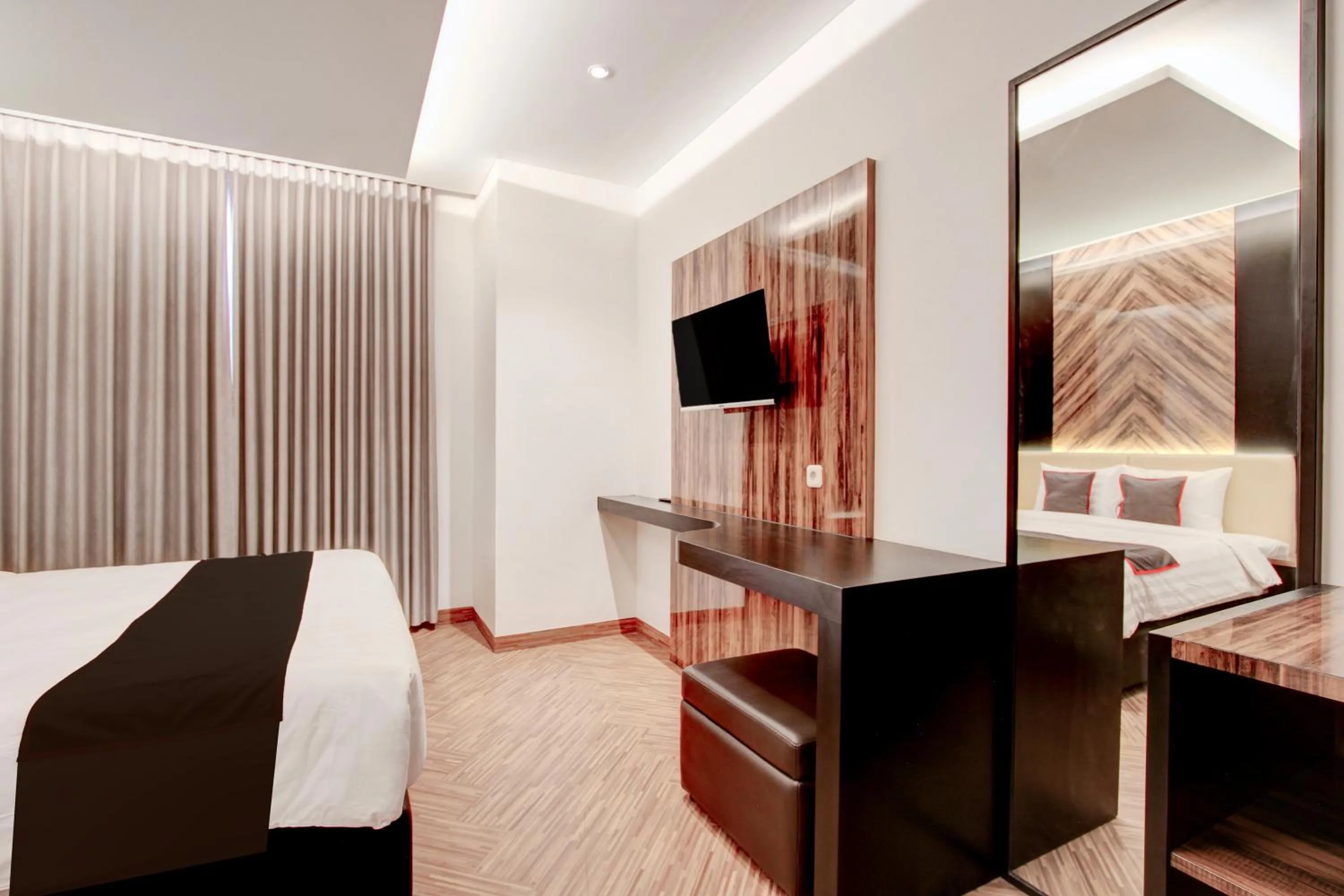 Bedroom, Bed in Townhouse OAK Near The Park Mall Semarang Formerly Semarang Boutique Hotel