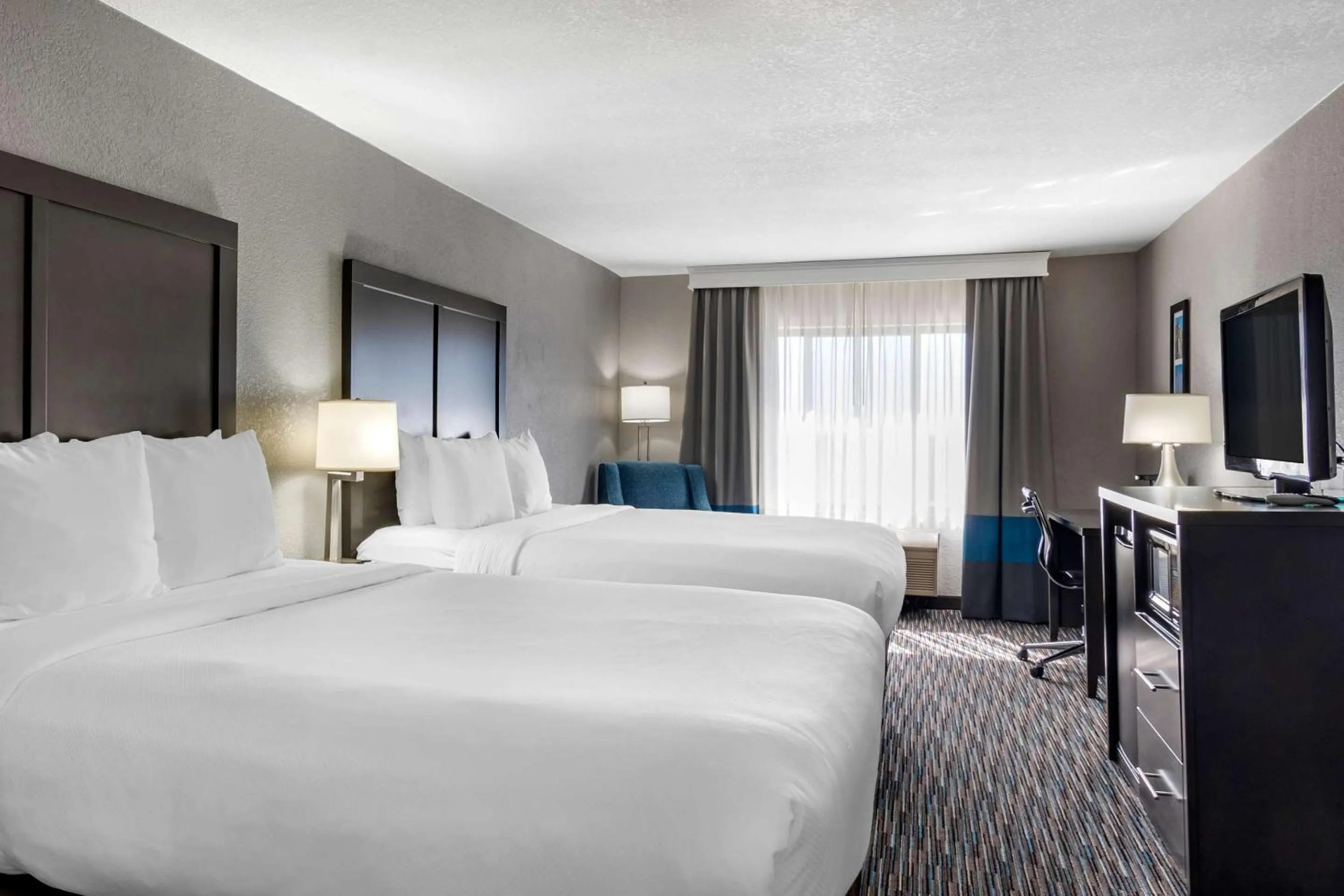 Bedroom, Bed in Comfort Inn & Suites Emporia