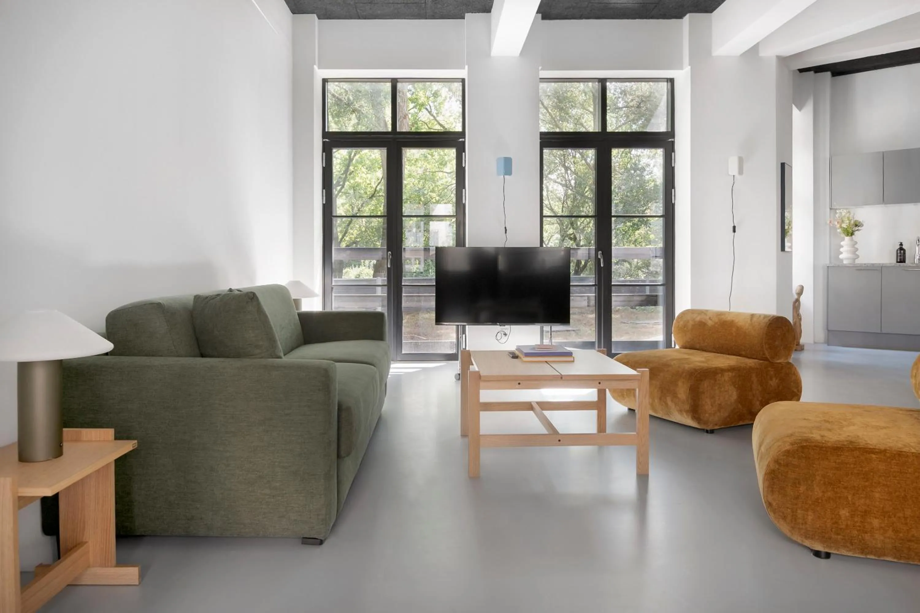 Three-Bedroom Apartment in No186 apartments