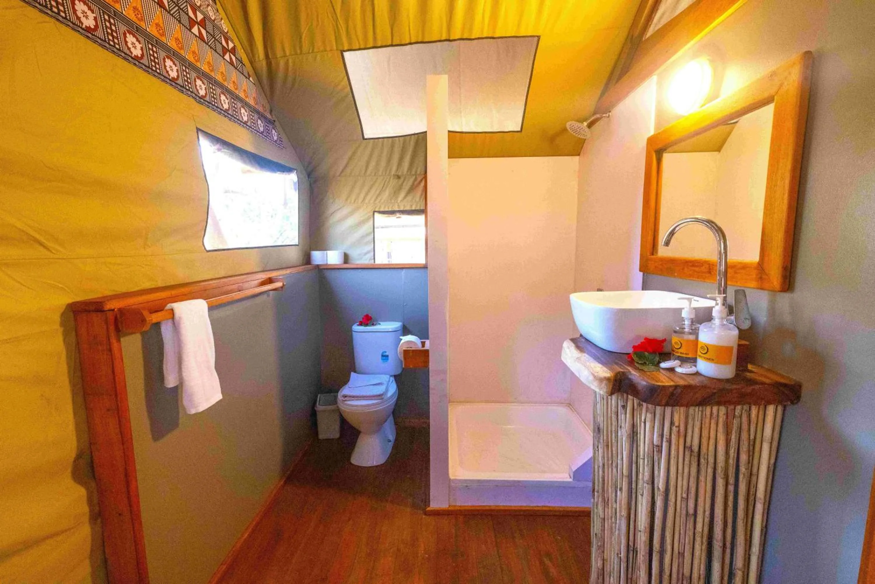 Shower in Barefoot Kuata Island Resort