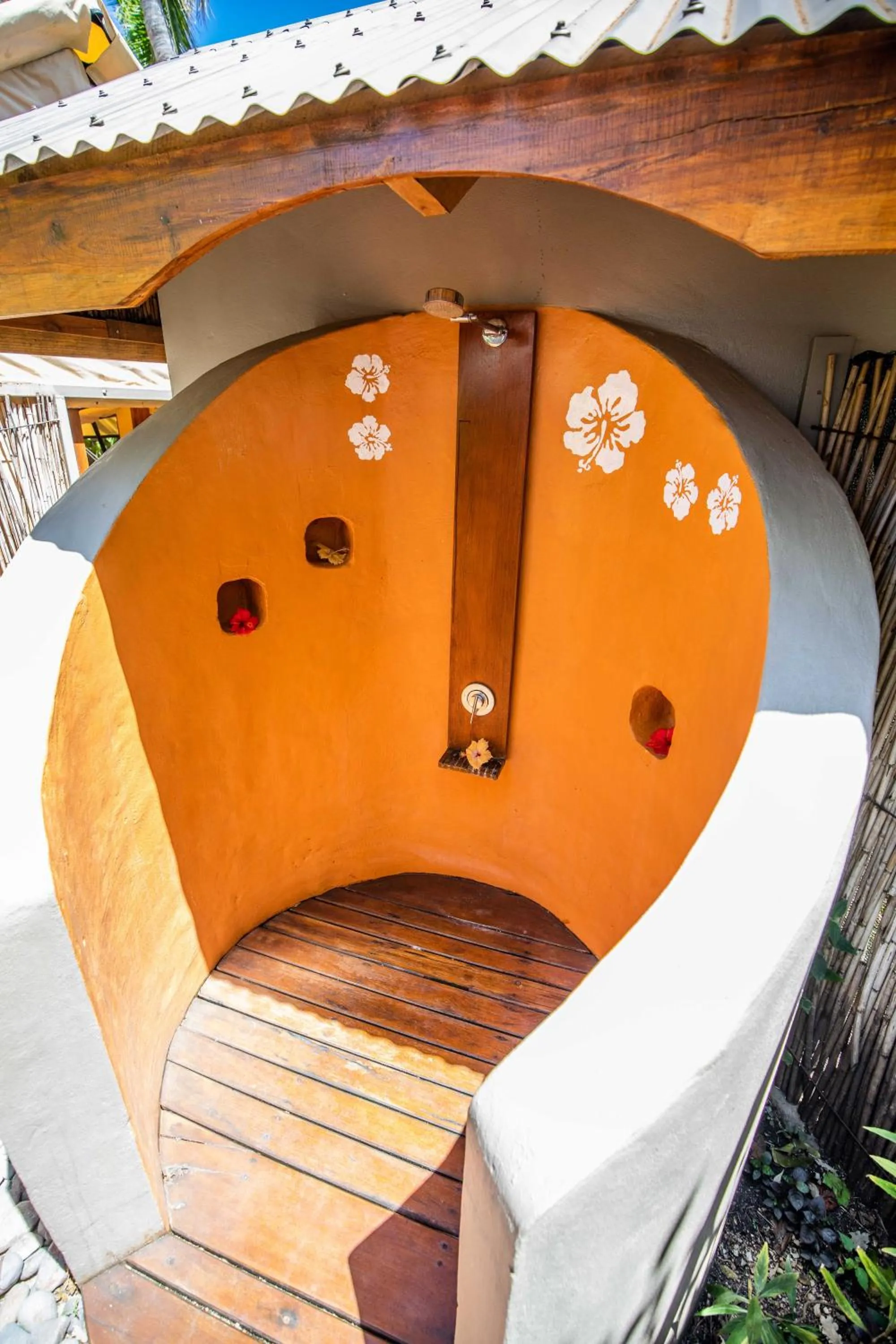 Shower in Barefoot Kuata Island Resort