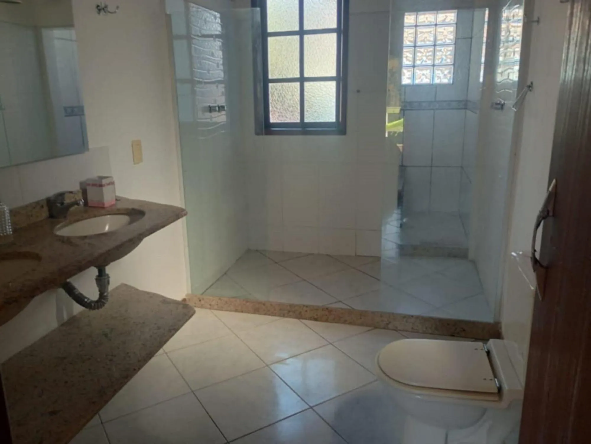 Shower in Hospedagem La Casa Agus Buzios
