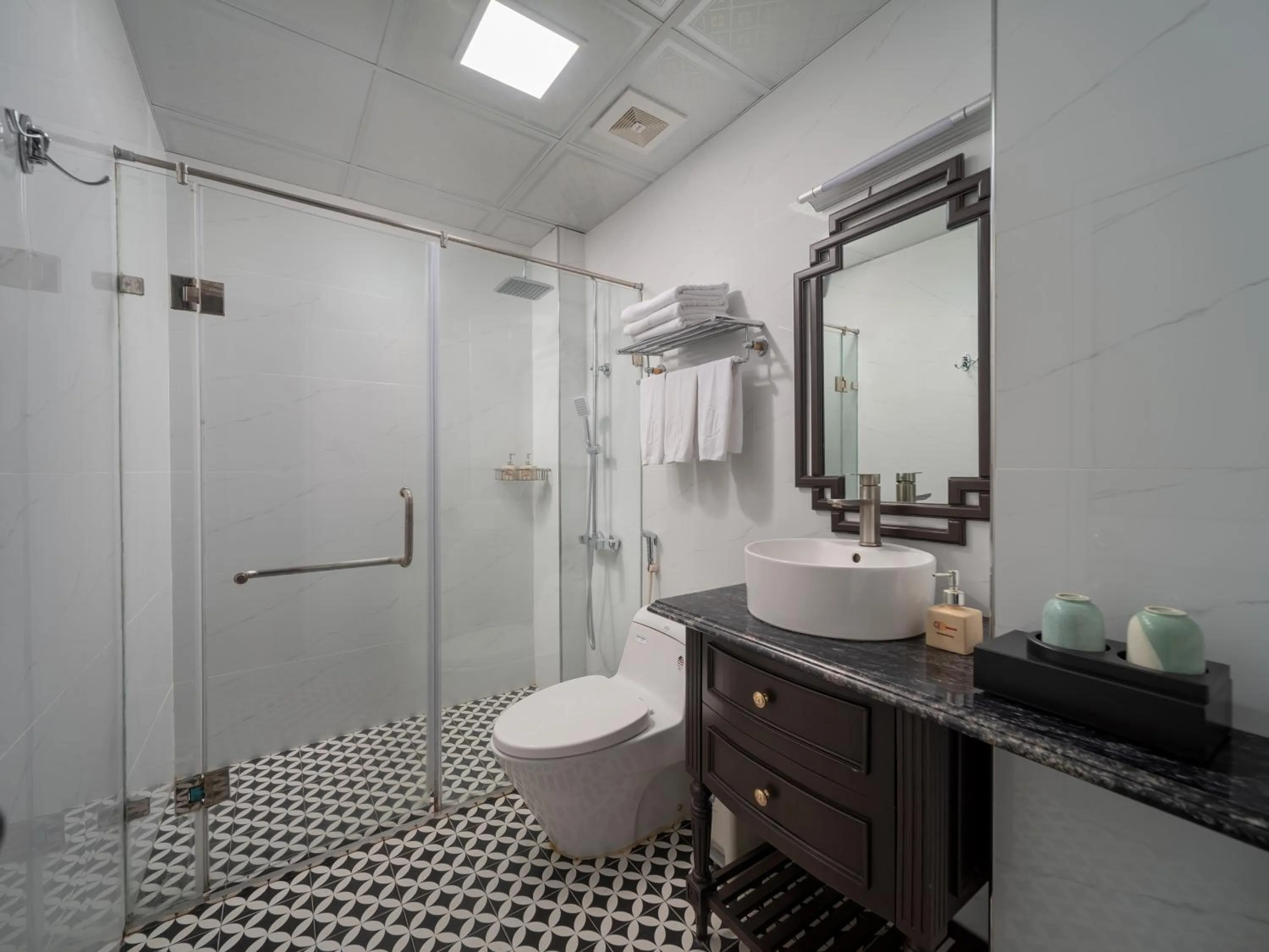 Shower in Hanoi Chic Boutique Hotel