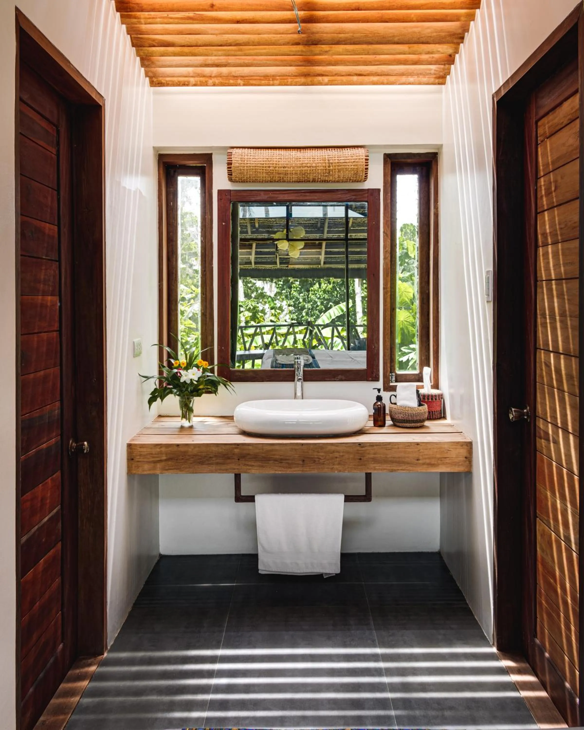 Bathroom in Harana Surf Resort