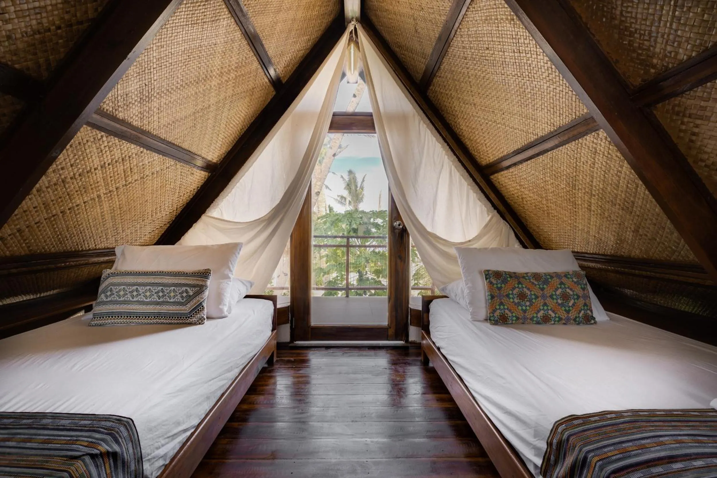 Bed in Harana Surf Resort