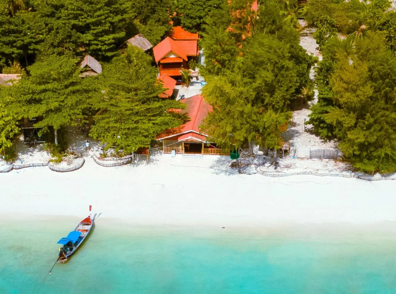 Property building in Coco Beach Bungalows