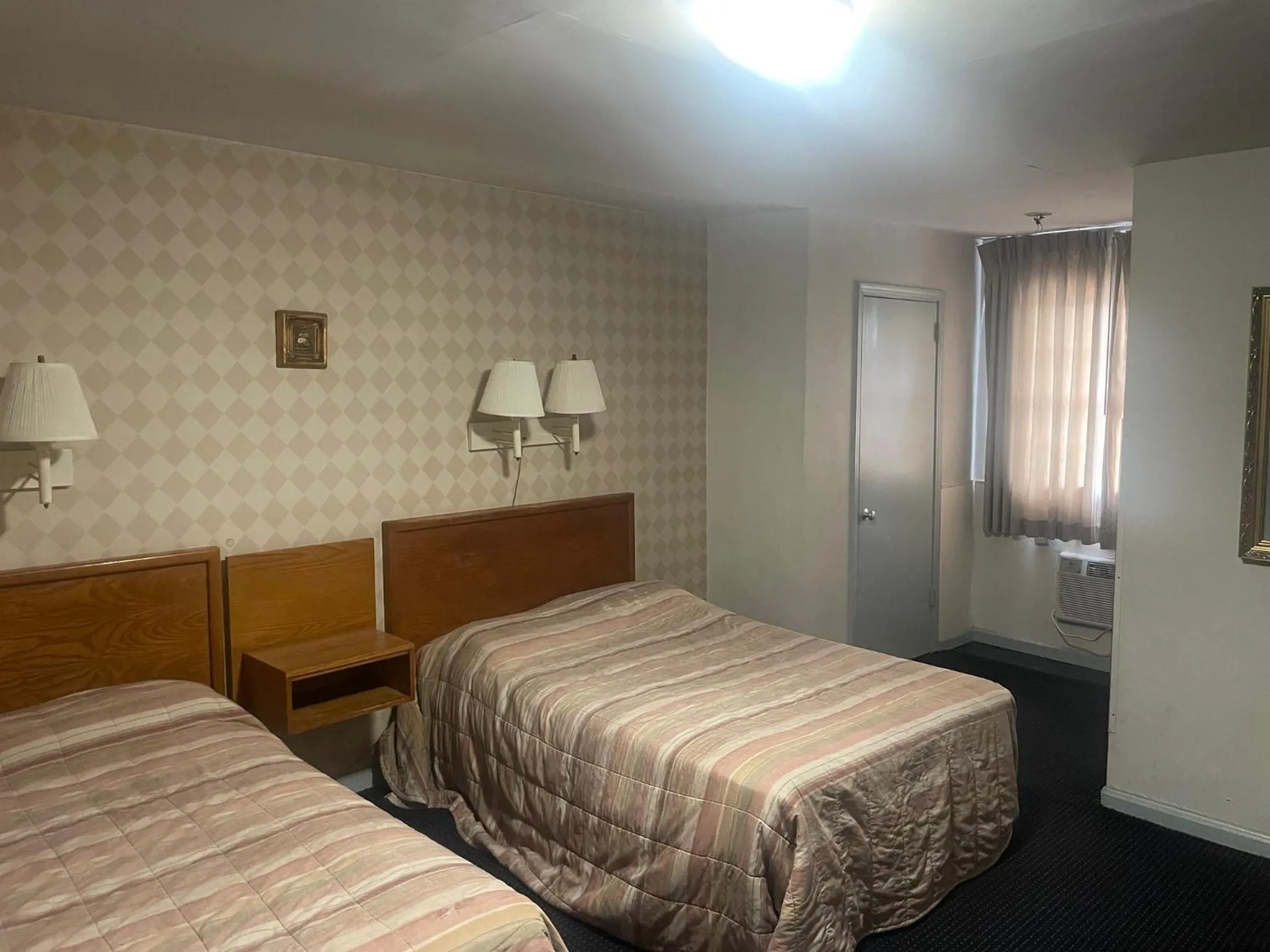 Family Room in Travelers Motel