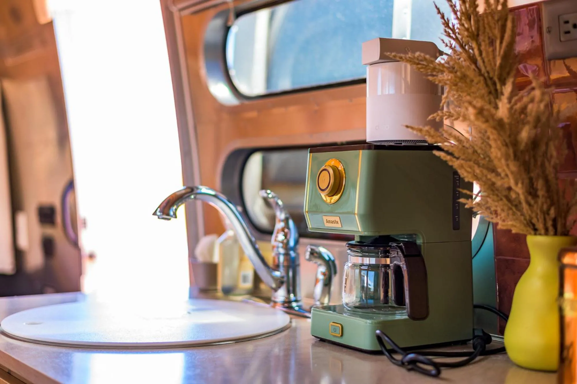 Coffee/tea facilities in The Outpost Grand Canyon