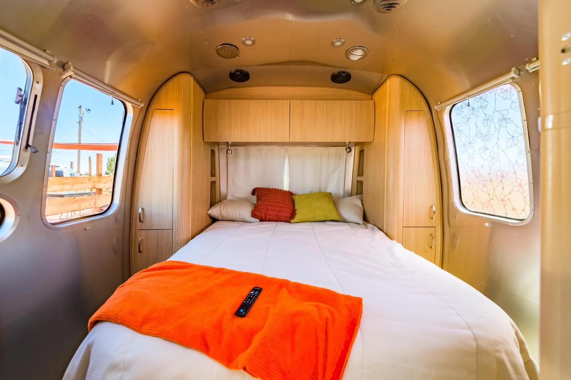 Bedroom, Bed in The Outpost Grand Canyon