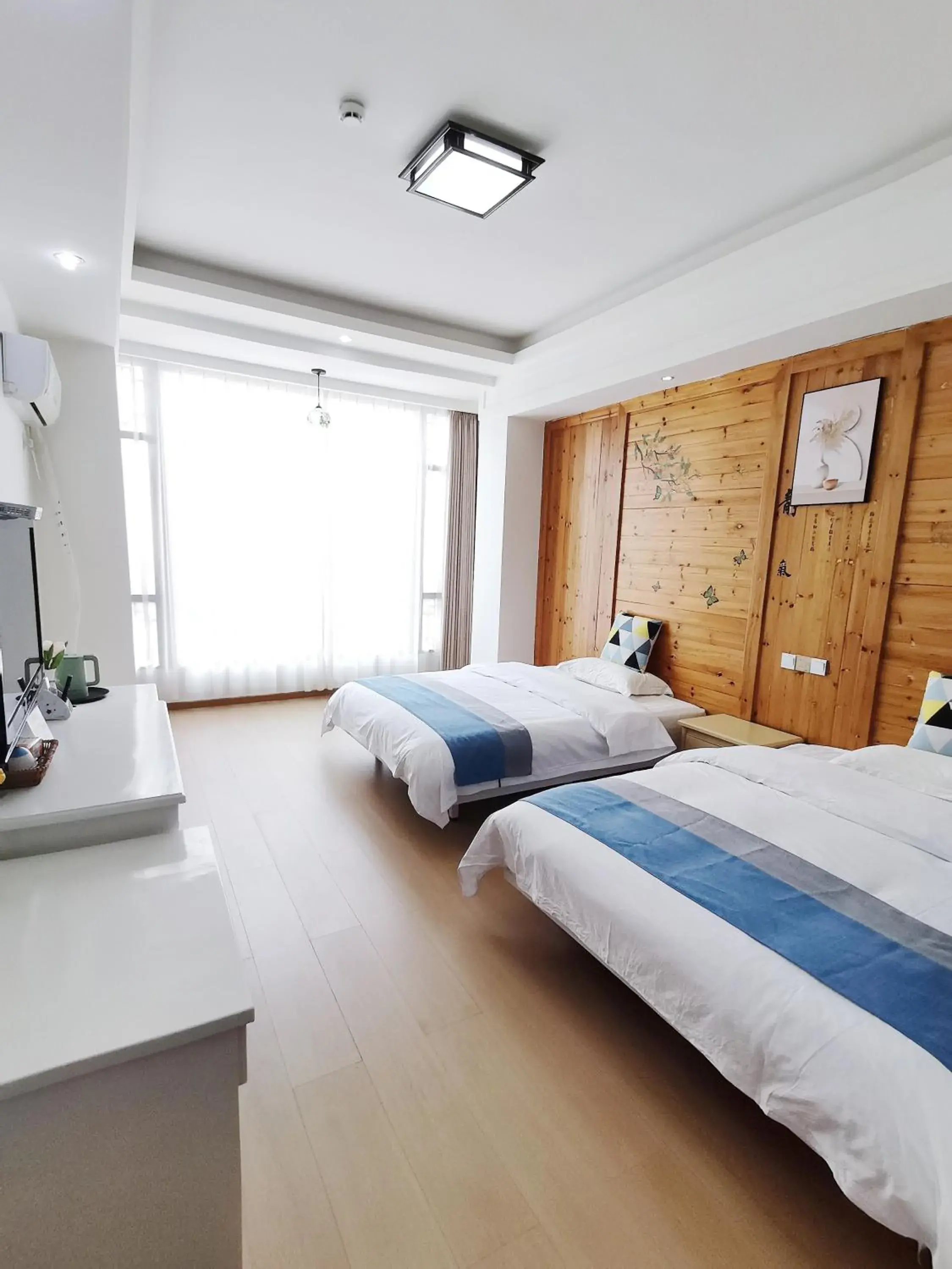 Twin Room in Emeishan Moon Bay Hotel Twin Room in Emeishan Moon Bay Hotel