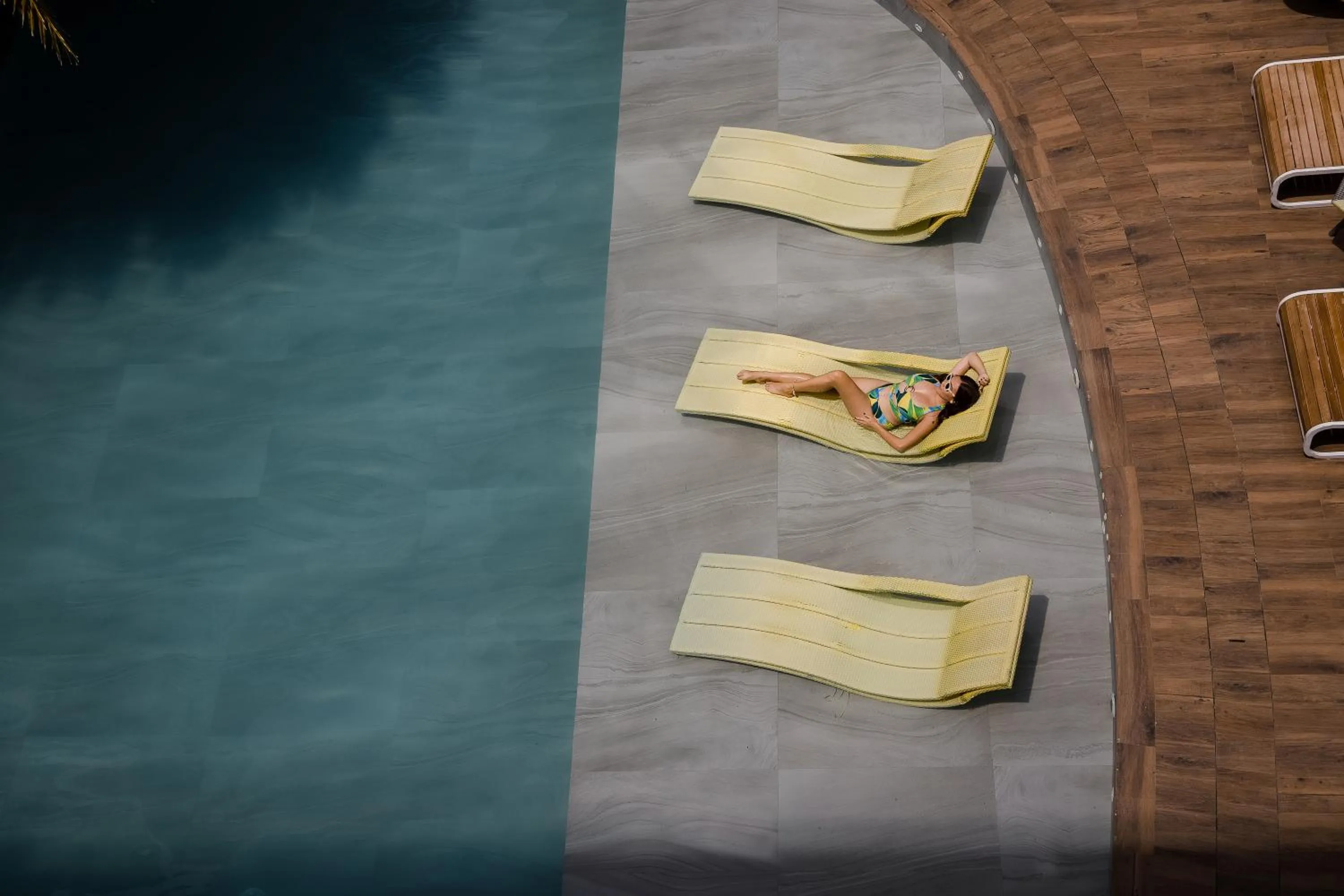 Swimming pool in Astoria Current