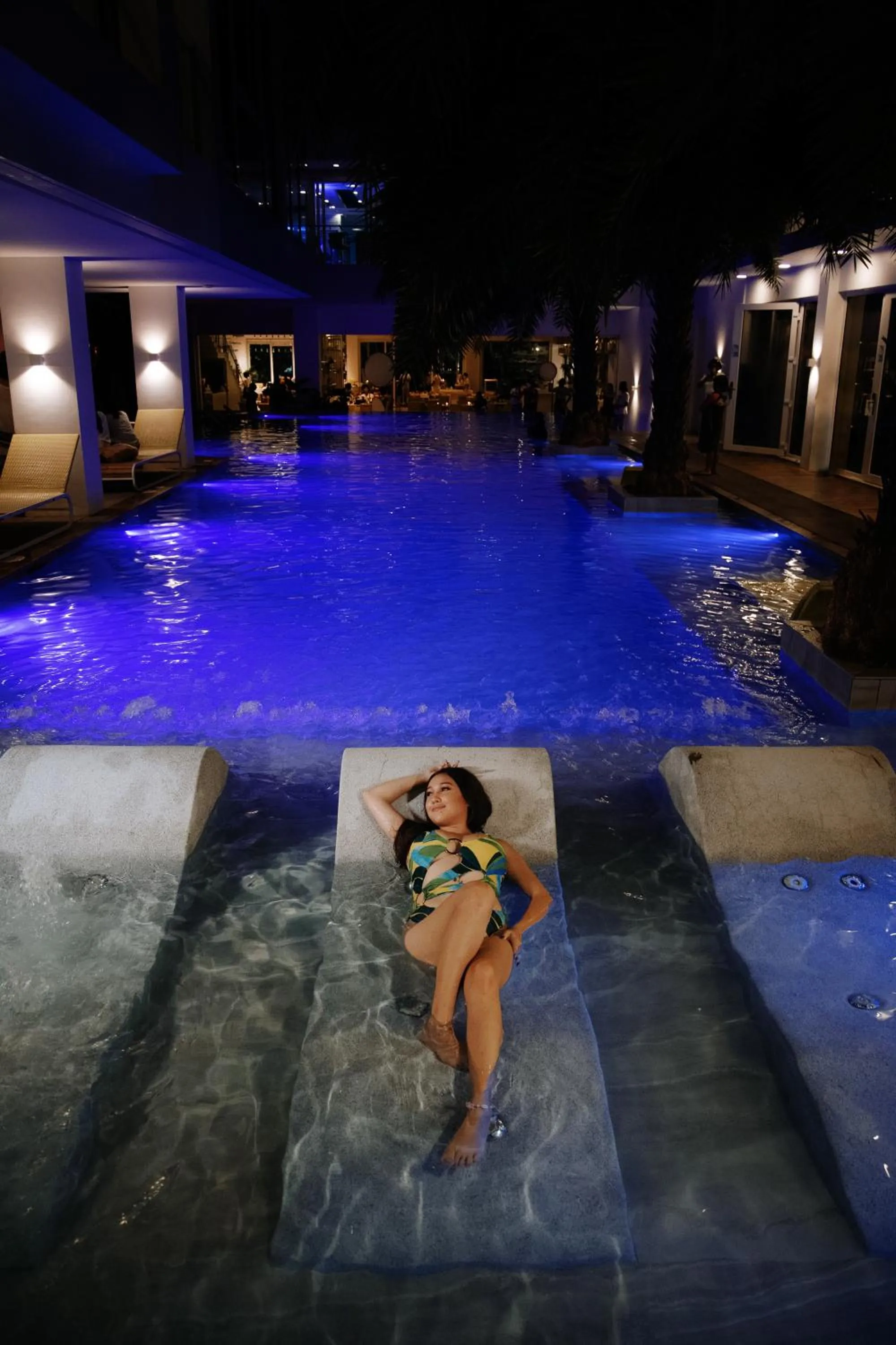 Night in Astoria Current