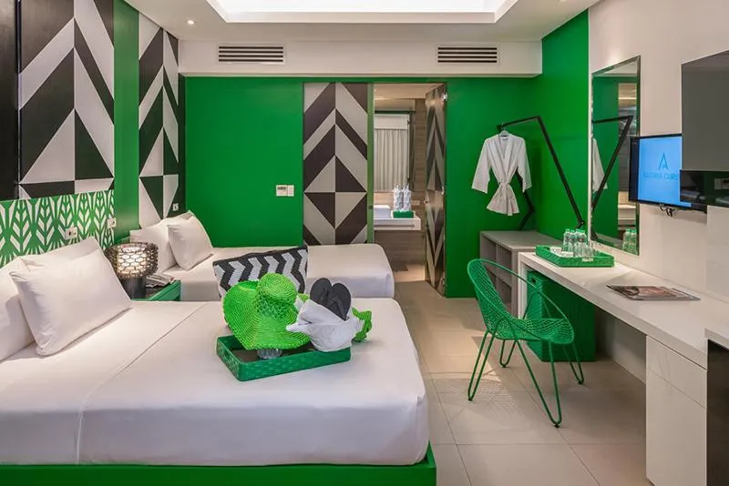 Property building, Bed in Astoria Current