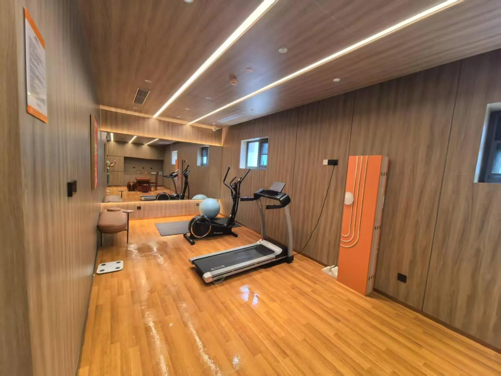 Fitness centre/facilities in Orange Hotel Beijing South Railway Station South Square