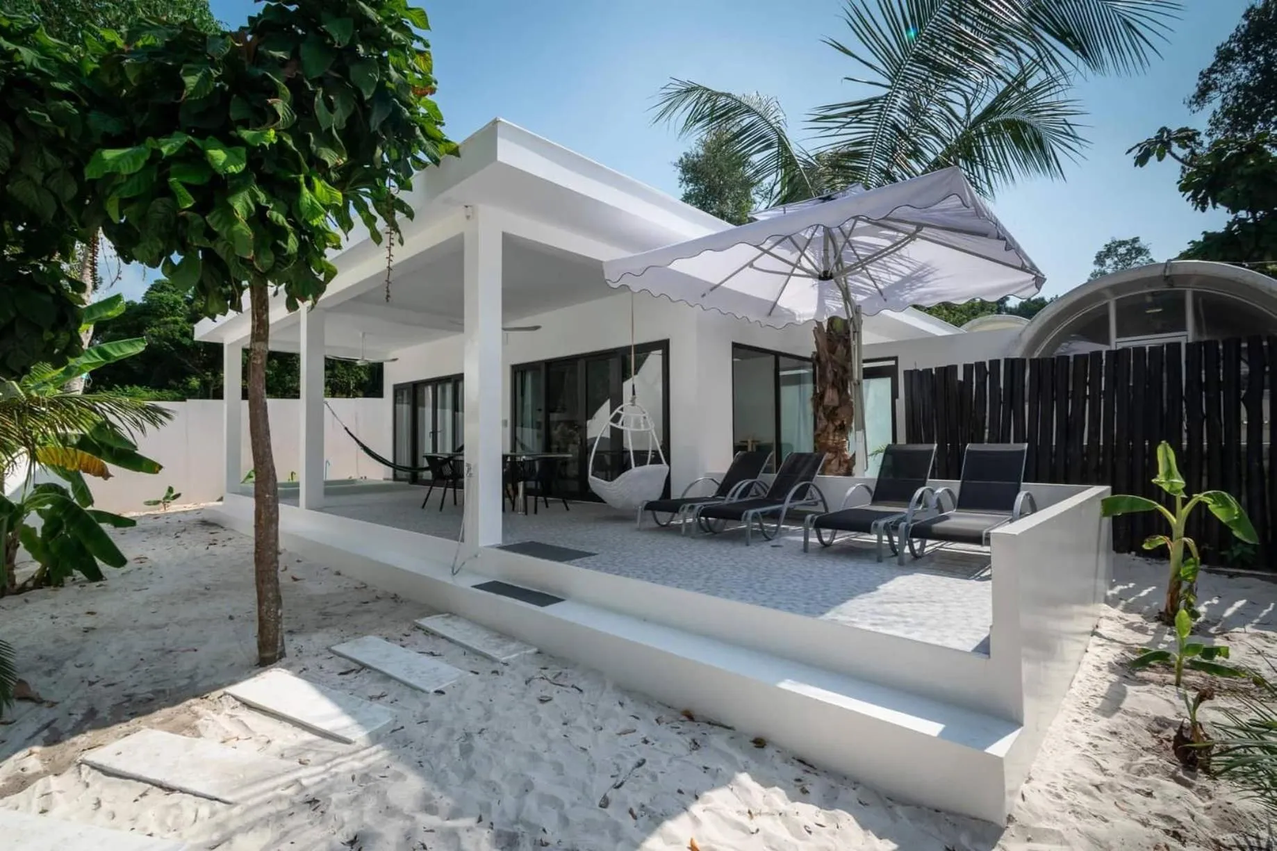 Patio in Moonlight Resort