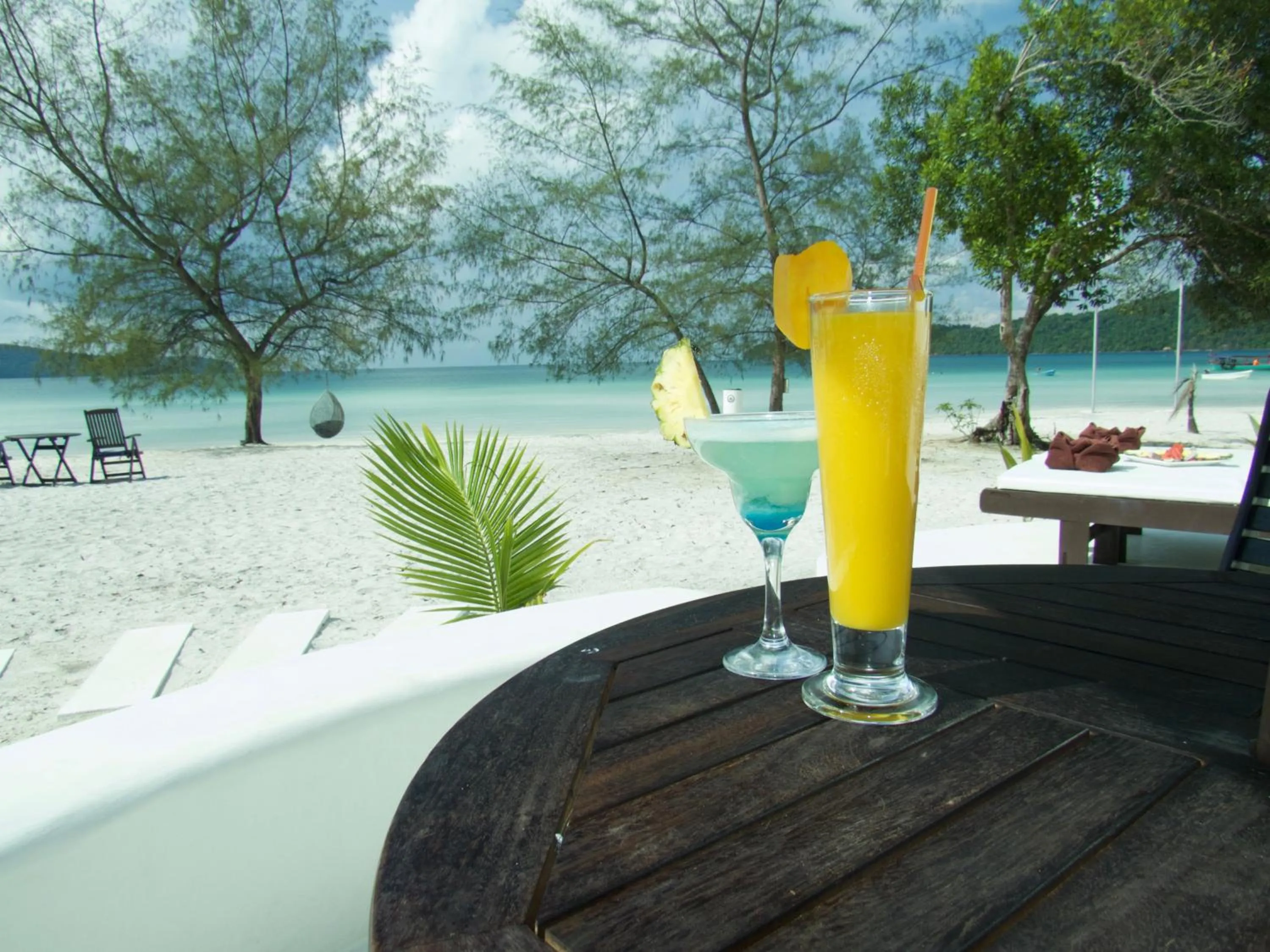 Restaurant/places to eat in Moonlight Resort